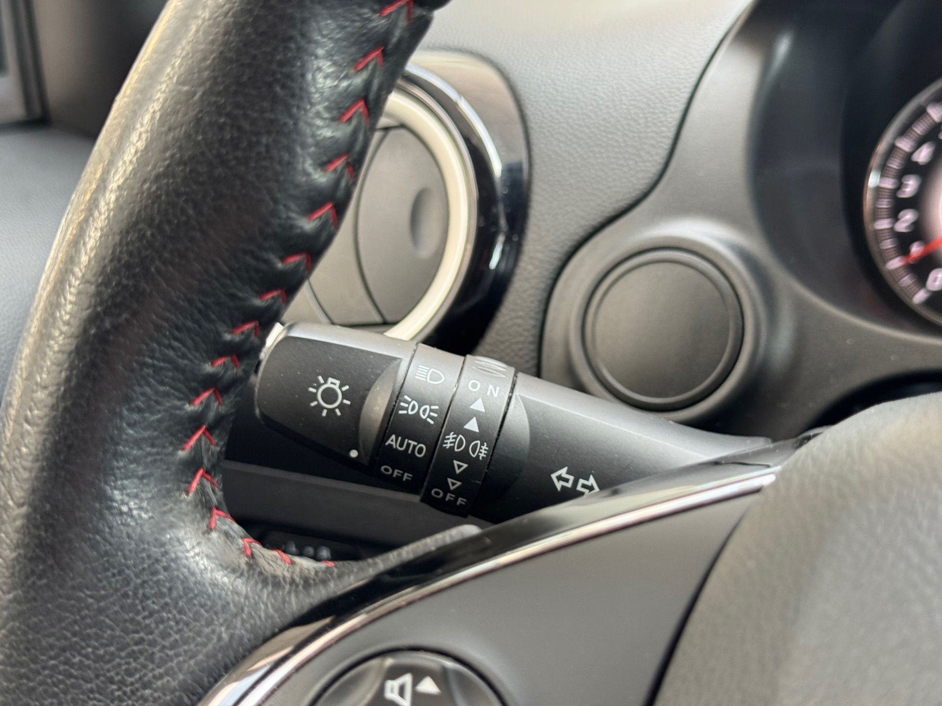 Mitsubishi Space Star 1.2 Instyle (2020), foto 22