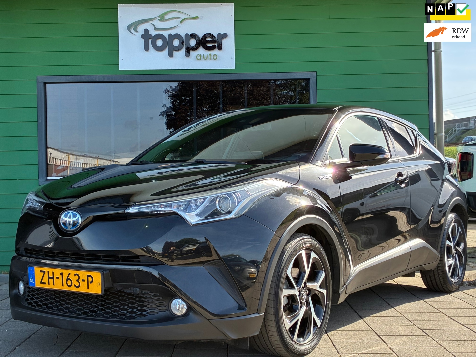 Toyota C-HR 1.8 Hybrid Style (2019), foto 1