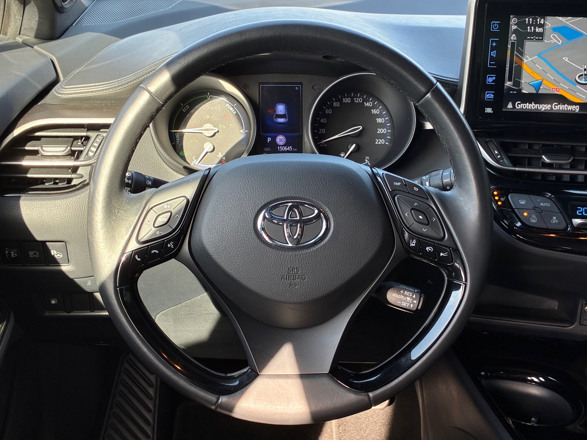 Toyota C-HR 1.8 Hybrid Style (2019), foto 2