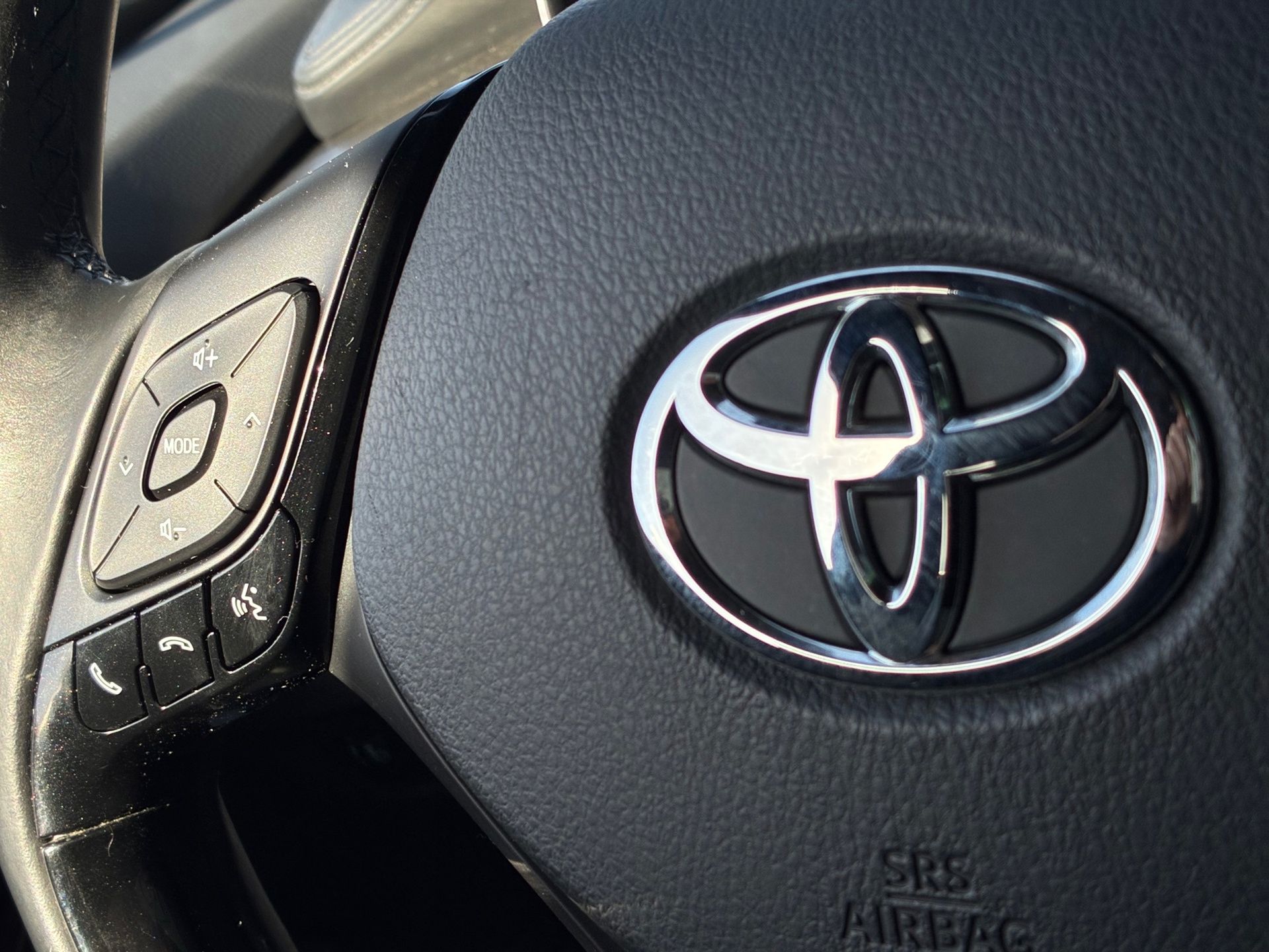 Toyota C-HR 1.8 Hybrid Style (2019), foto 21