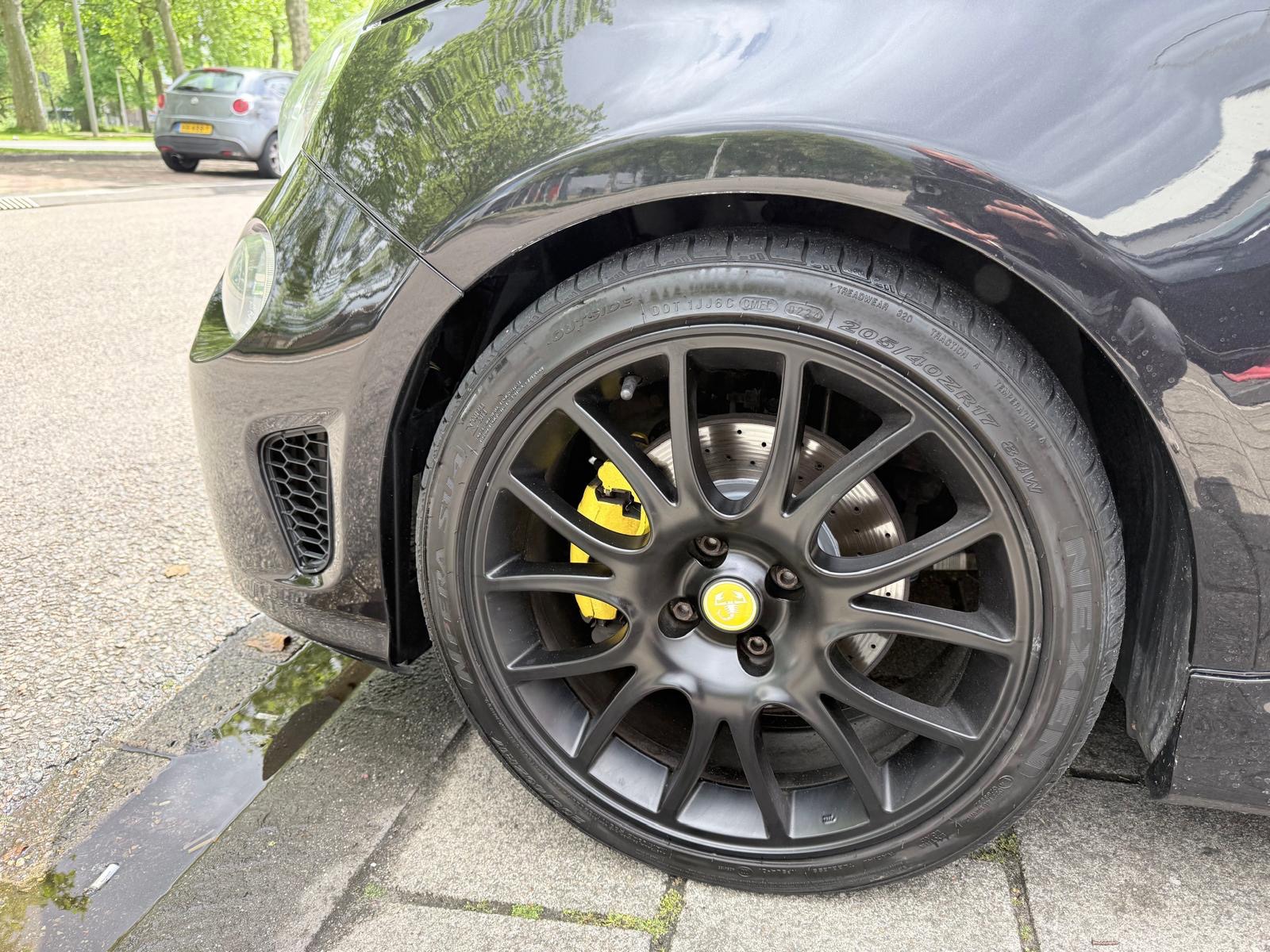 Fiat 500 1.4 T-Jet Abarth 595 Pista Turismo 70th Anniversary (2018), foto 18
