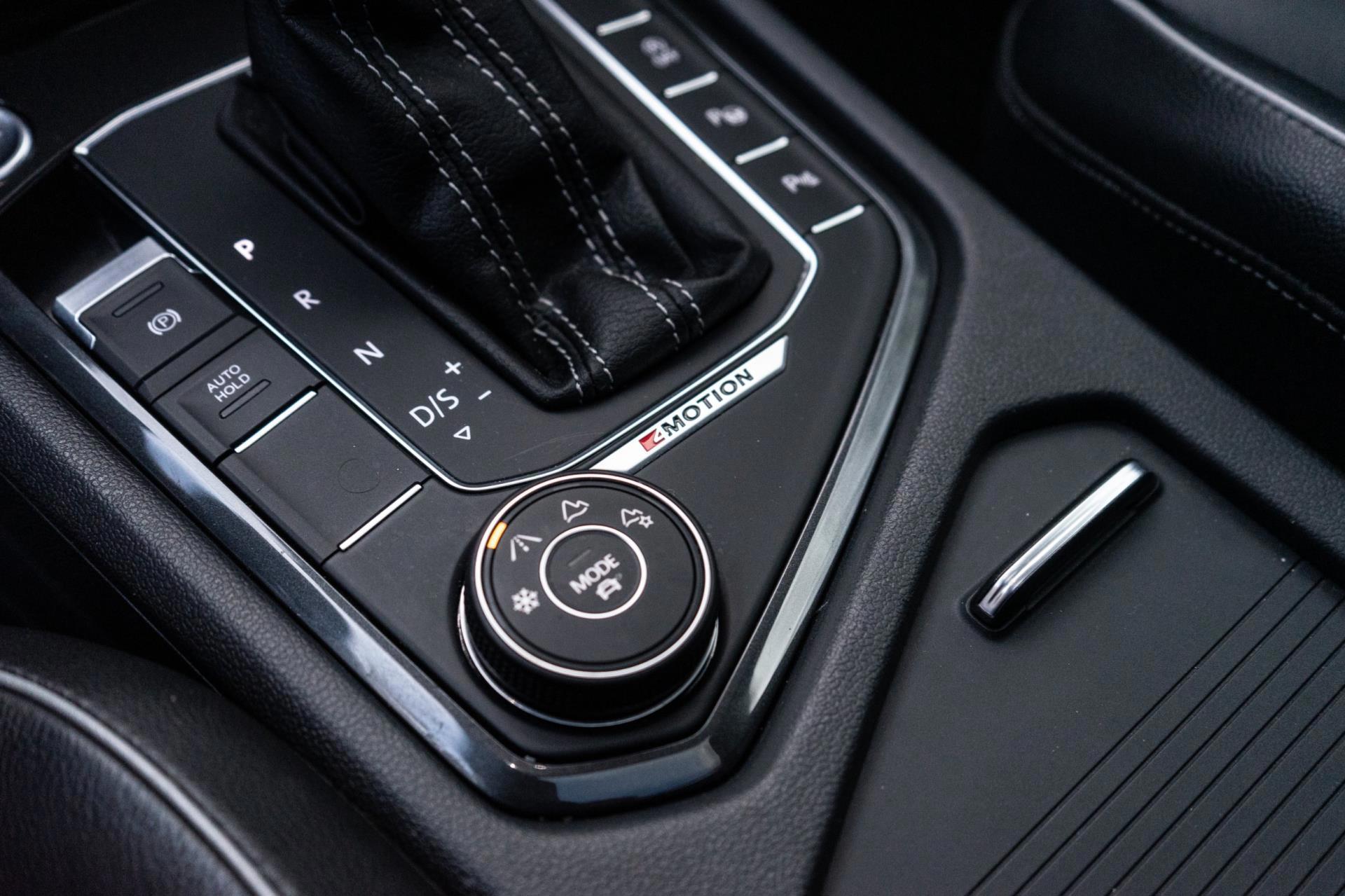 Volkswagen Tiguan 2.0 TSI 4Motion R-Line (2018), foto 30
