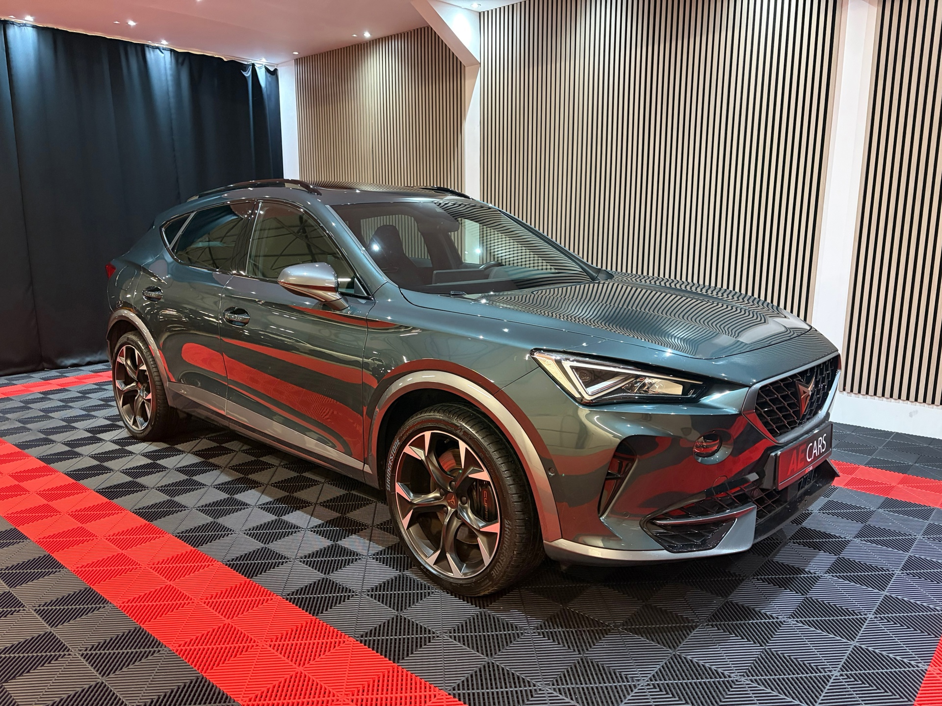 CUPRA Formentor 1.4 e-Hybrid VZ Performance (2022), foto 2