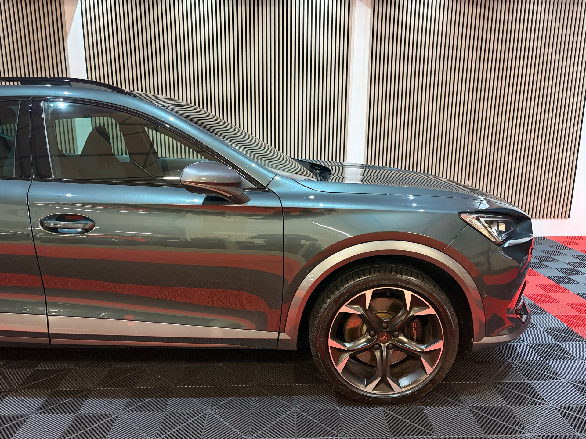 CUPRA Formentor 1.4 e-Hybrid VZ Performance (2022), foto 3