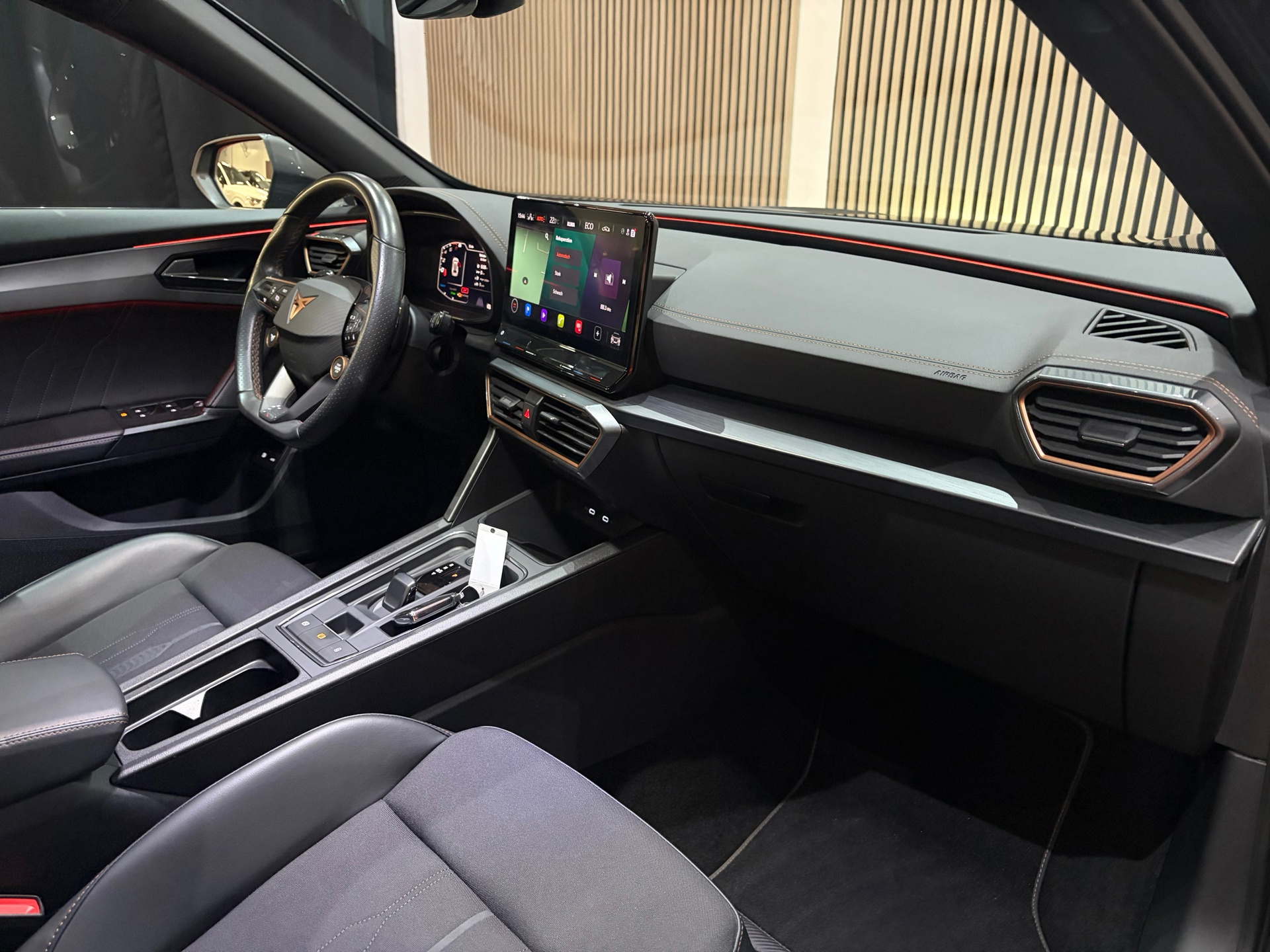 CUPRA Formentor 1.4 e-Hybrid VZ Performance (2022), foto 24