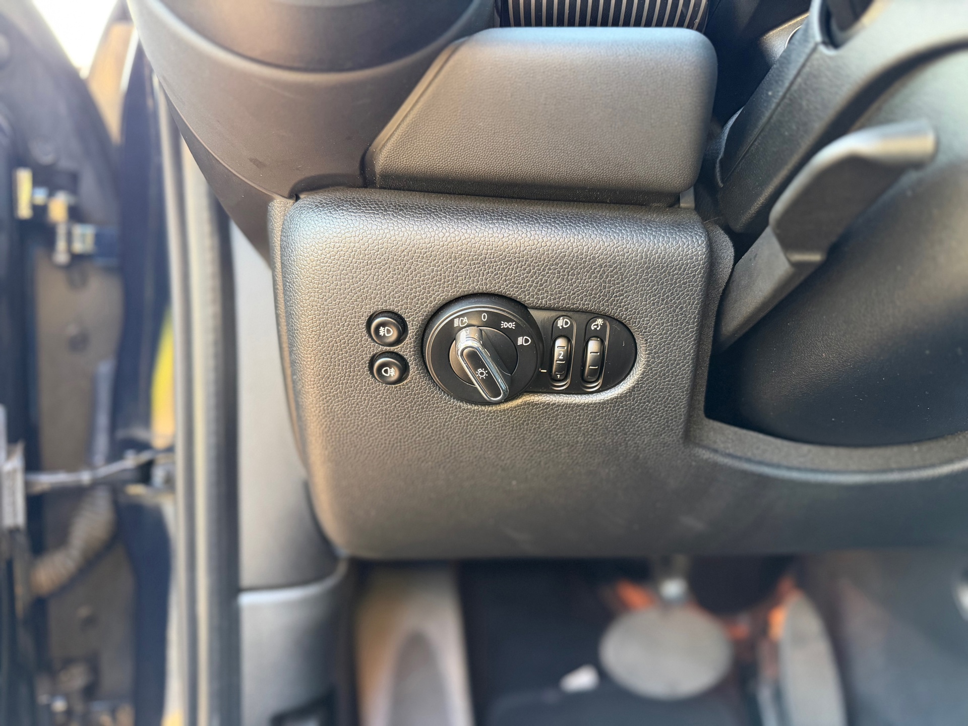 Mini 5-Deurs 1.5 Cooper 60 Years Edition (2020), foto 17