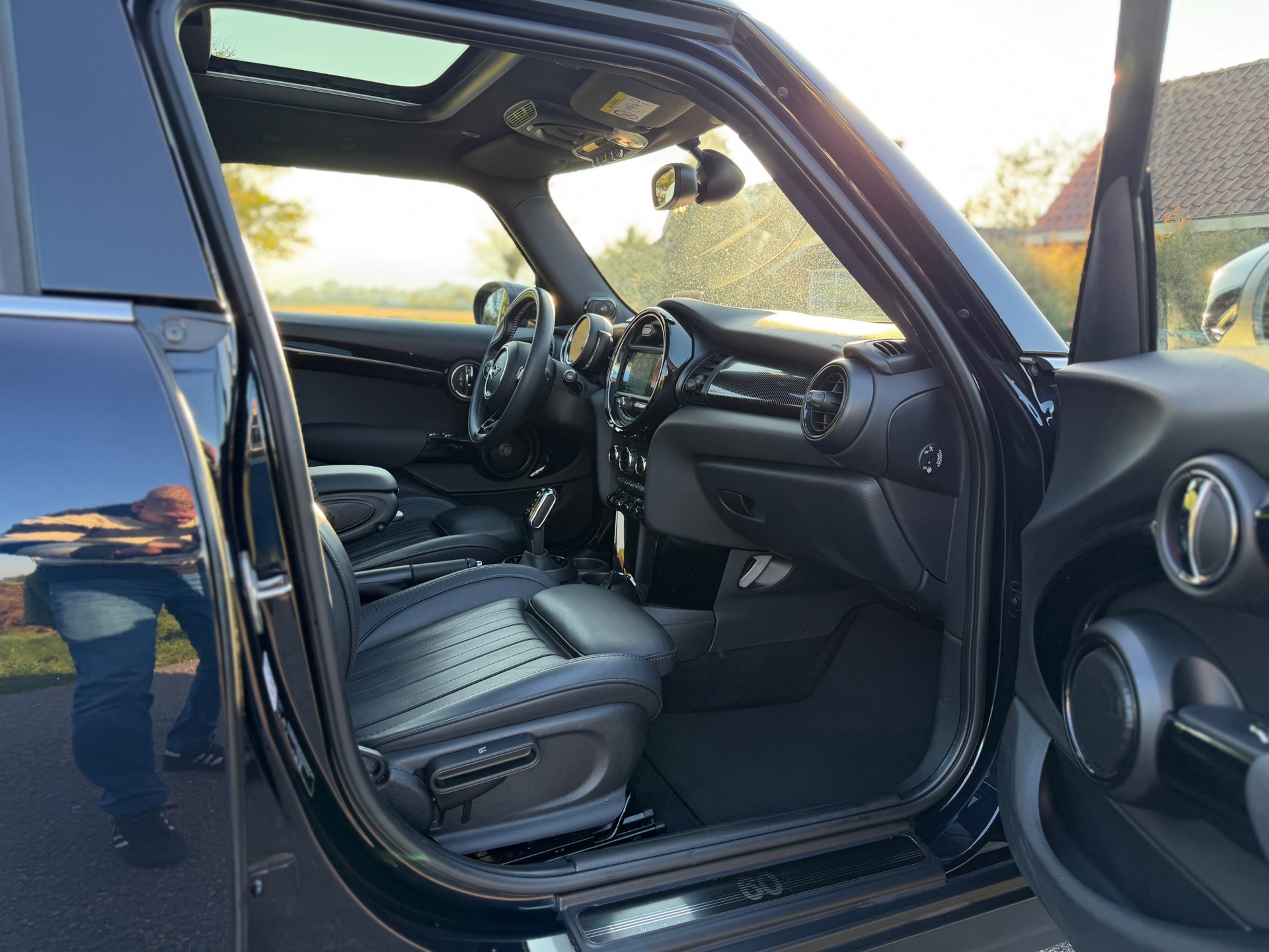 Mini 5-Deurs 1.5 Cooper 60 Years Edition (2020), foto 25