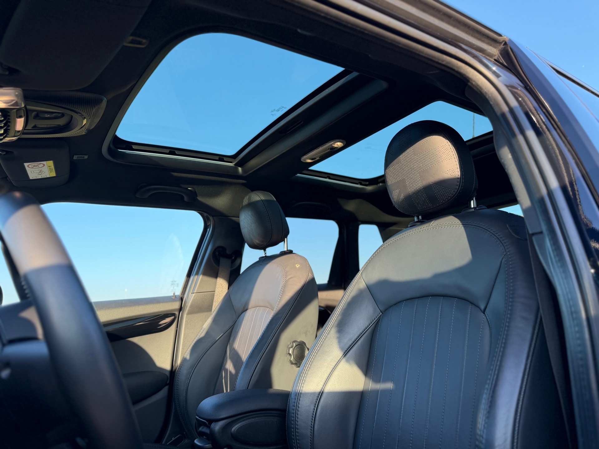 Mini 5-Deurs 1.5 Cooper 60 Years Edition (2020), foto 27