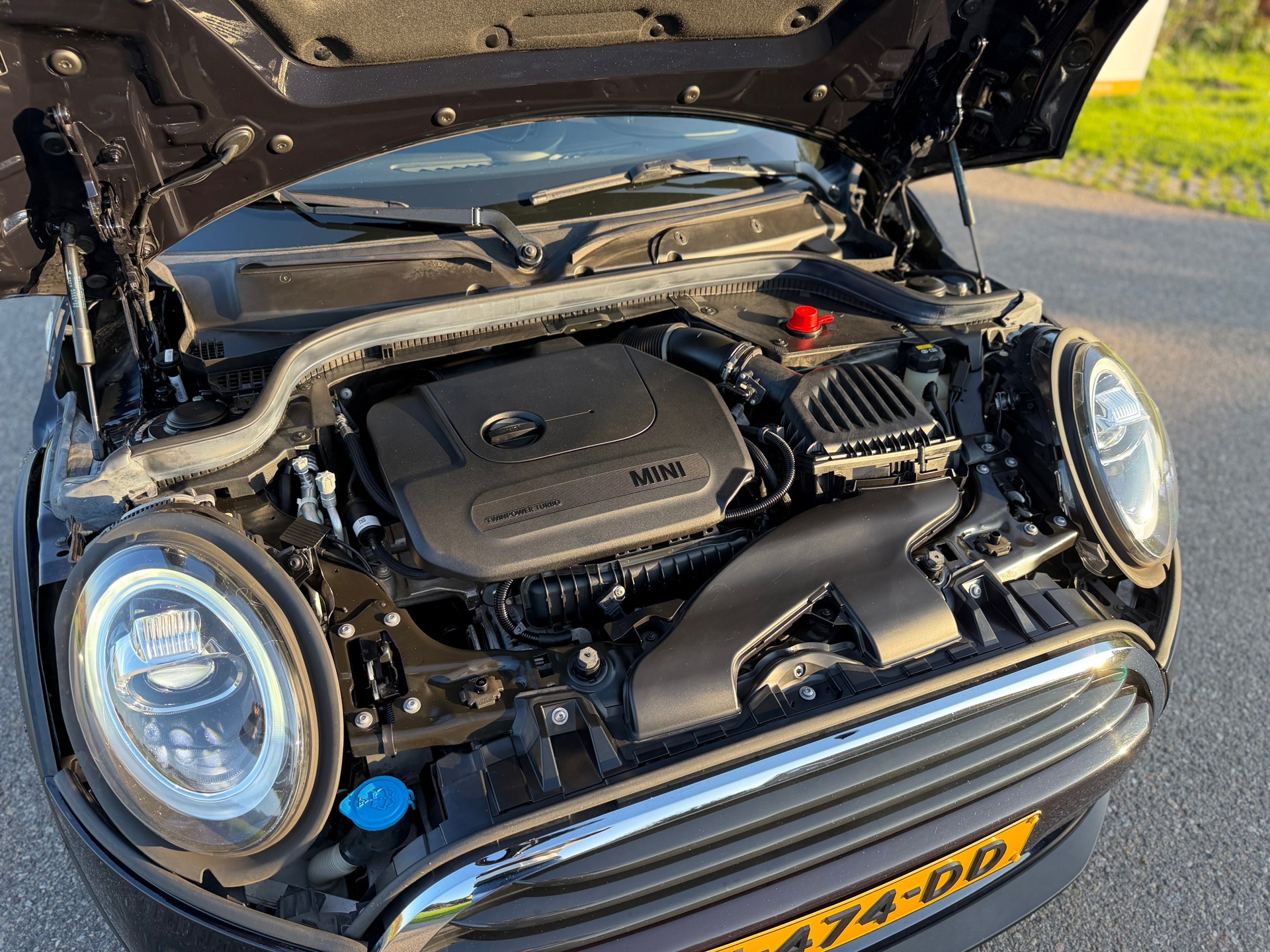 Mini 5-Deurs 1.5 Cooper 60 Years Edition (2020), foto 30