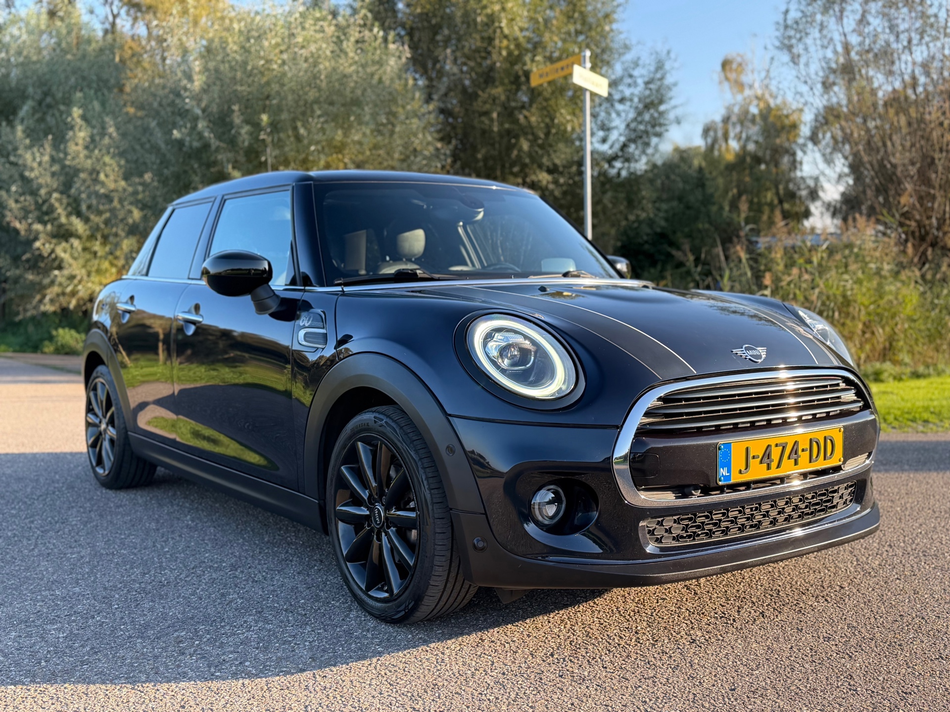 Mini 5-Deurs 1.5 Cooper 60 Years Edition (2020), foto 5