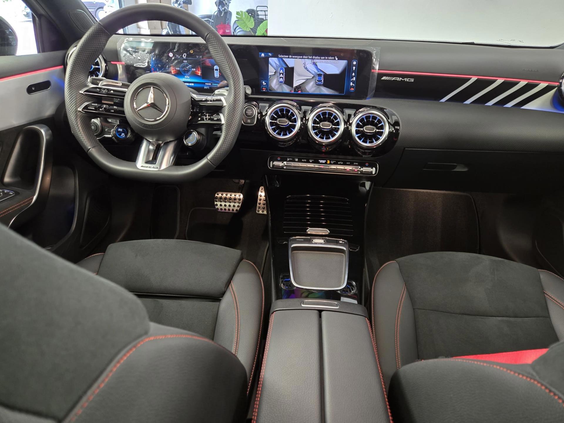 Mercedes-Benz A-klasse AMG 35 4MATIC (2023), foto 16