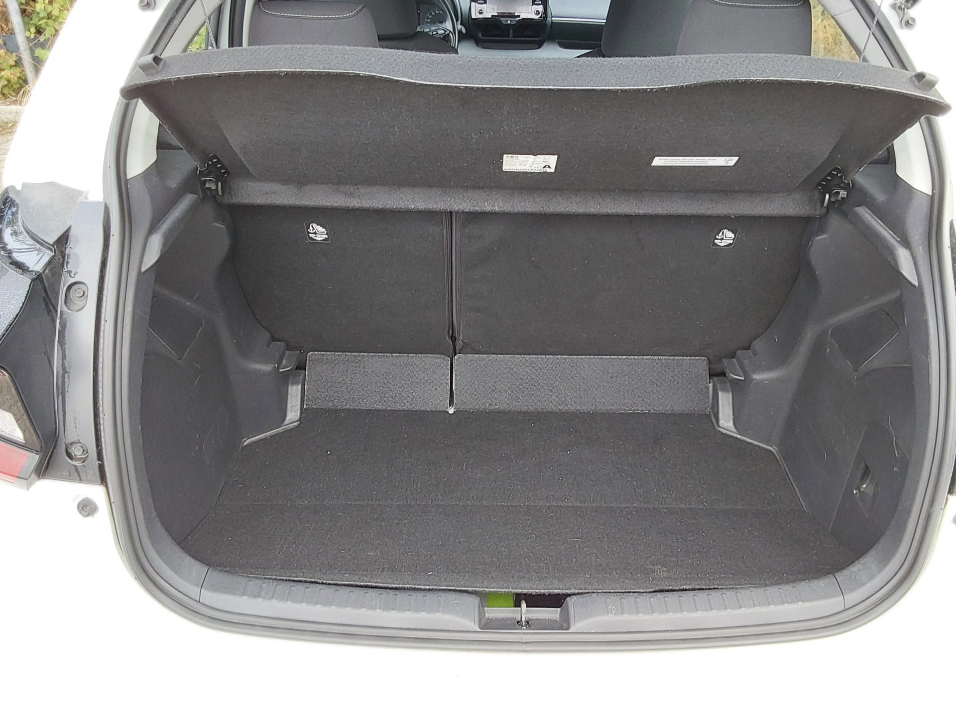 Toyota Yaris 1.5 Hybrid Active (2022), foto 18