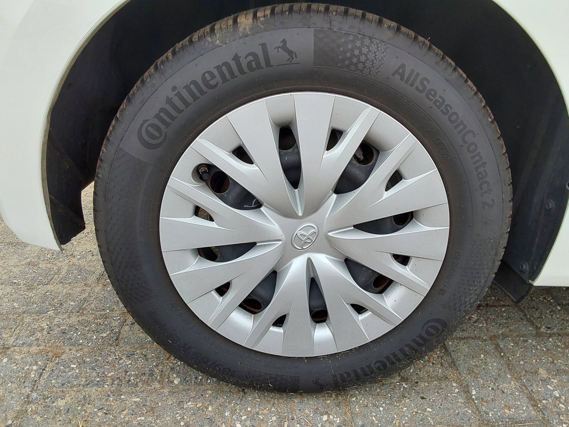 Toyota Yaris 1.5 Hybrid Active (2022), foto 19