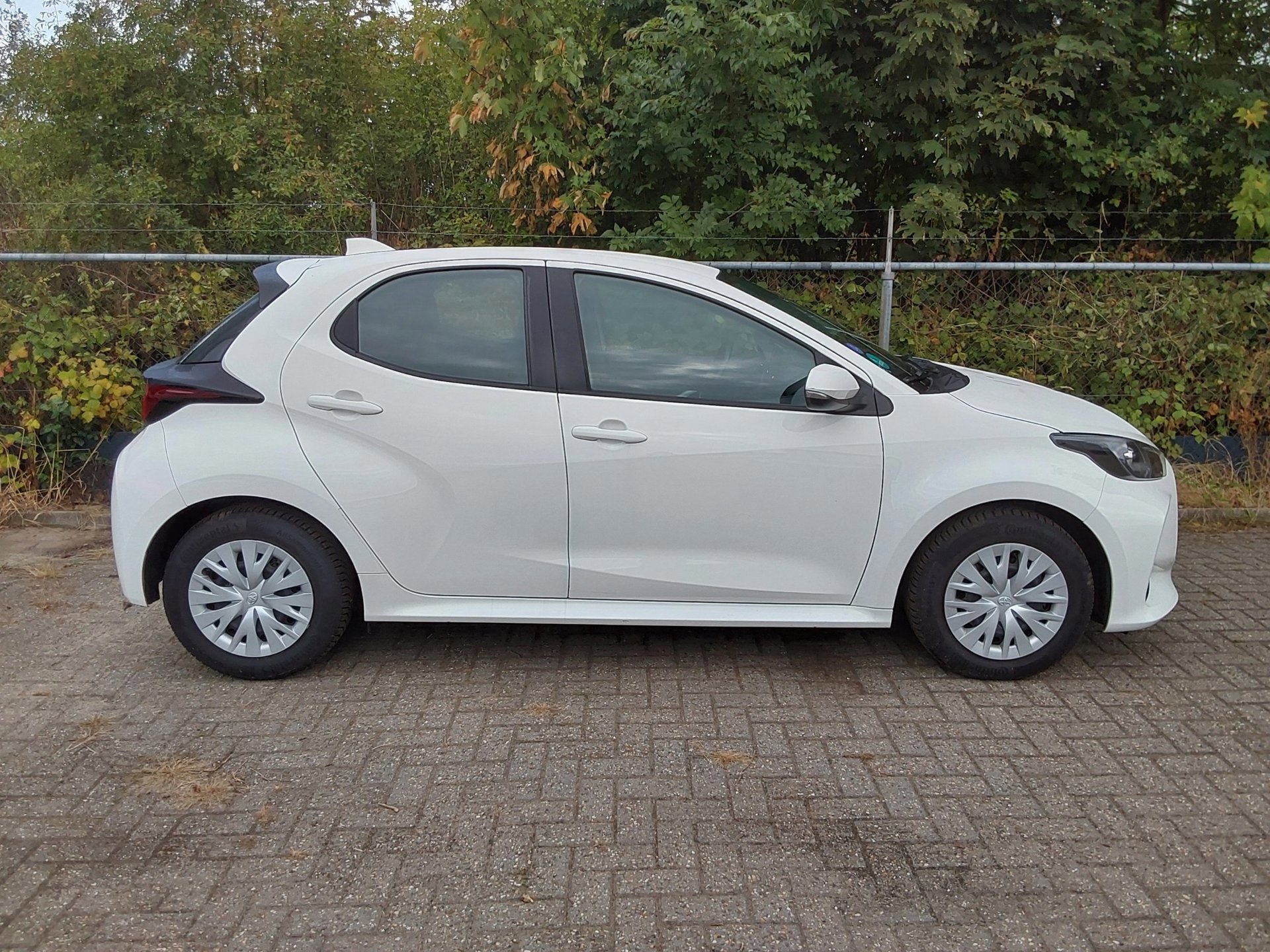 Toyota Yaris 1.5 Hybrid Active (2022), foto 4
