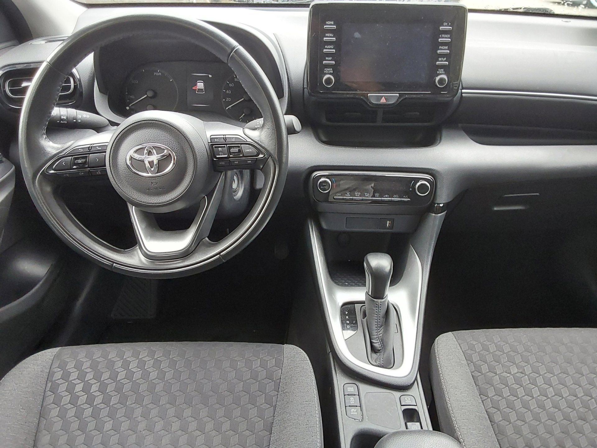Toyota Yaris 1.5 Hybrid Active (2022), foto 8