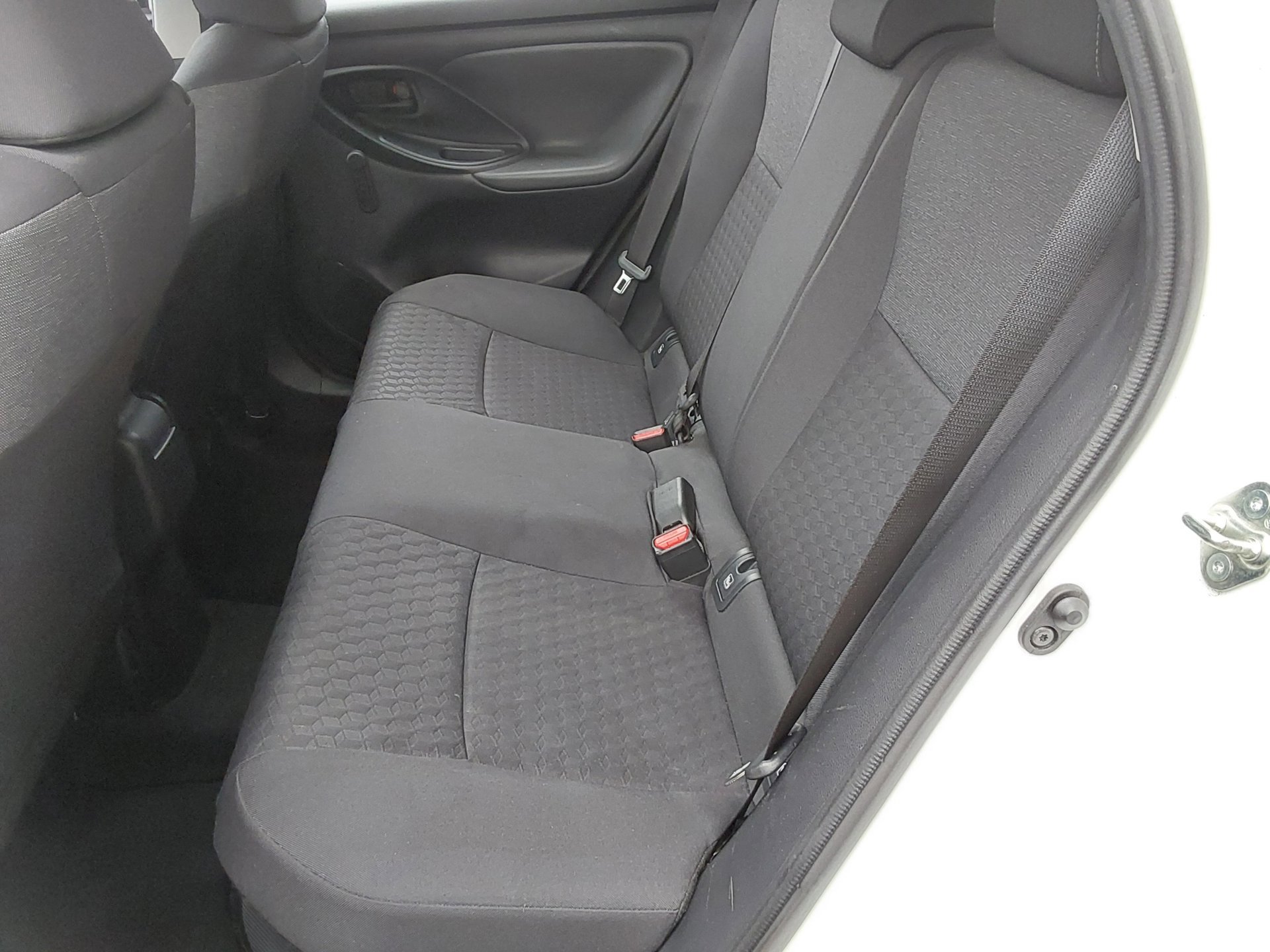 Toyota Yaris 1.5 Hybrid Active (2022), foto 9