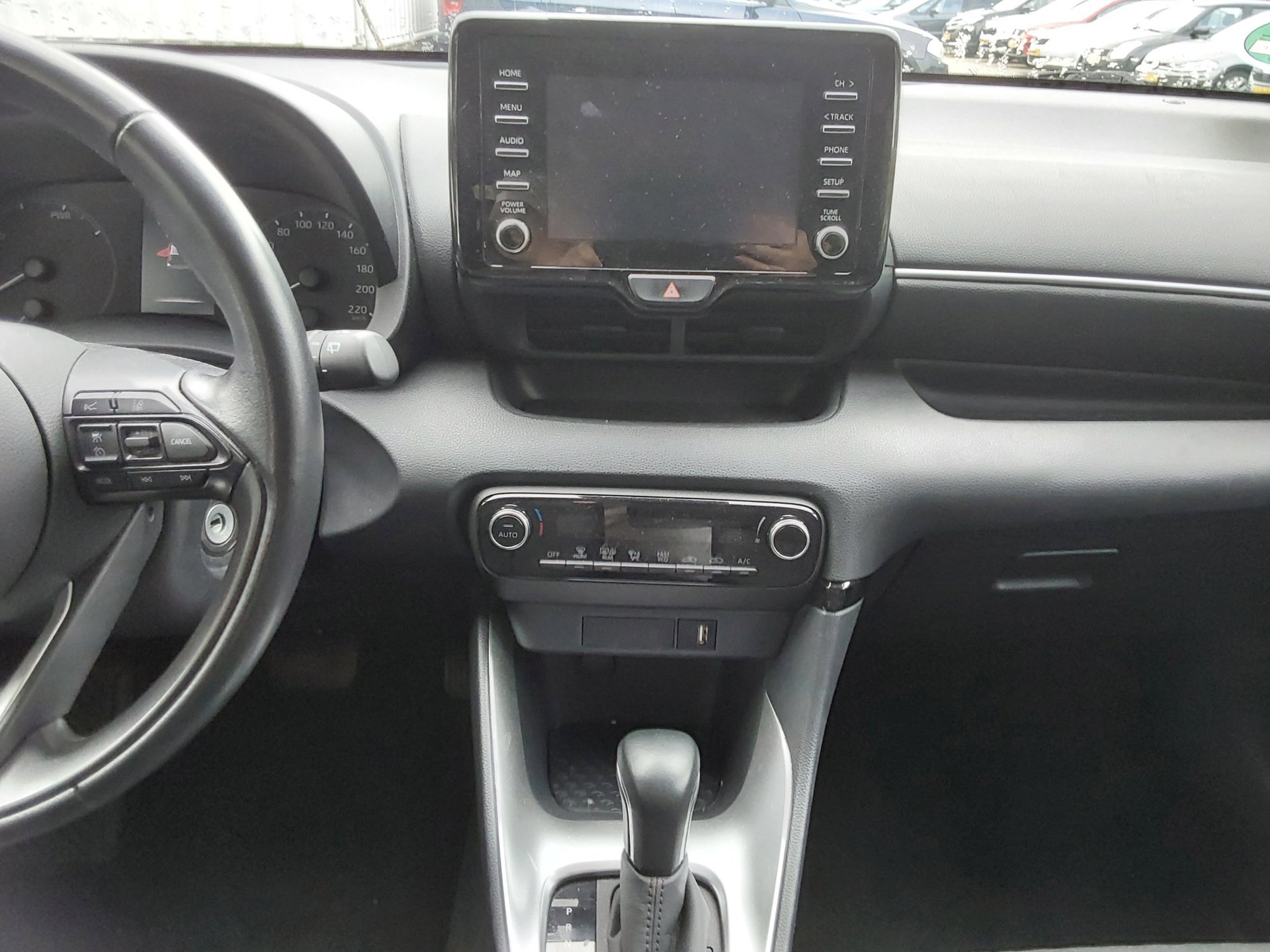 Toyota Yaris 1.5 Hybrid Active (2022), foto 10