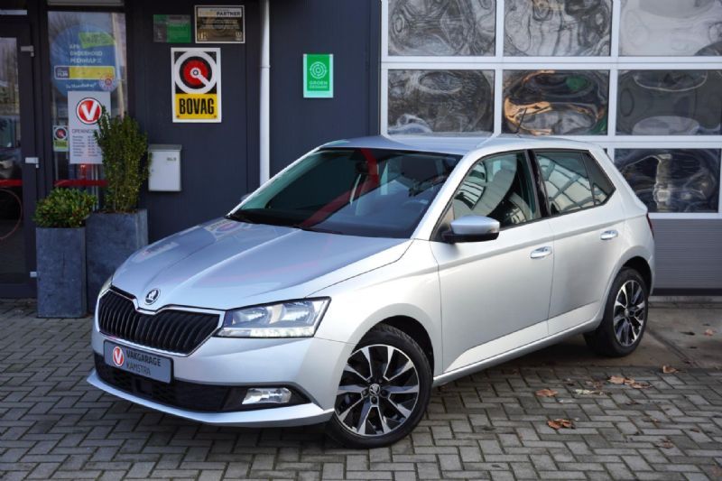 Skoda Fabia 1.0 TSI Business Edition (2020), foto 2