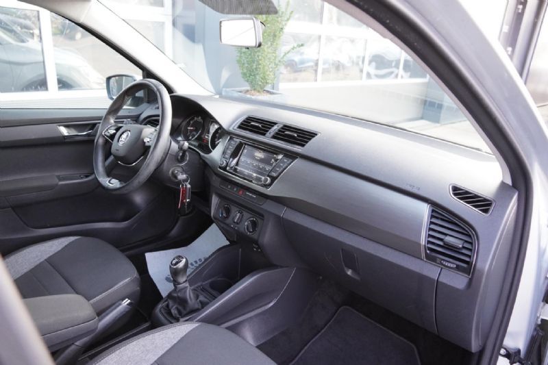 Skoda Fabia 1.0 TSI Business Edition (2020), foto 11
