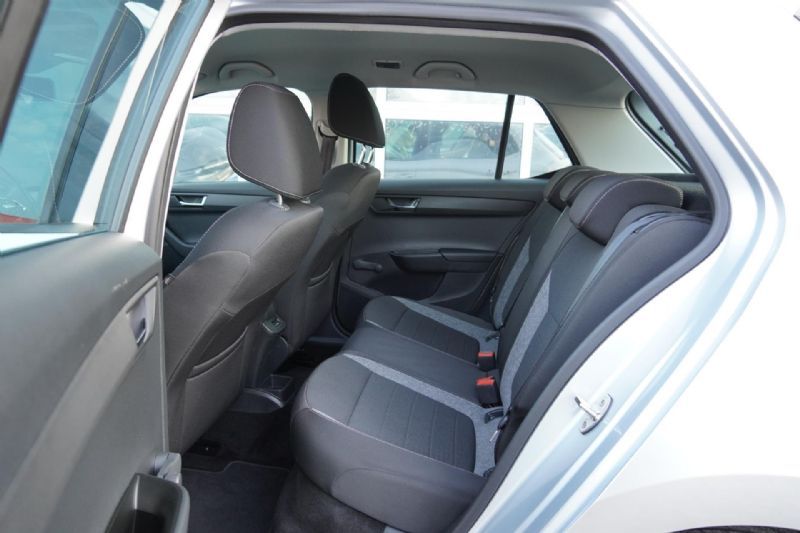Skoda Fabia 1.0 TSI Business Edition (2020), foto 10