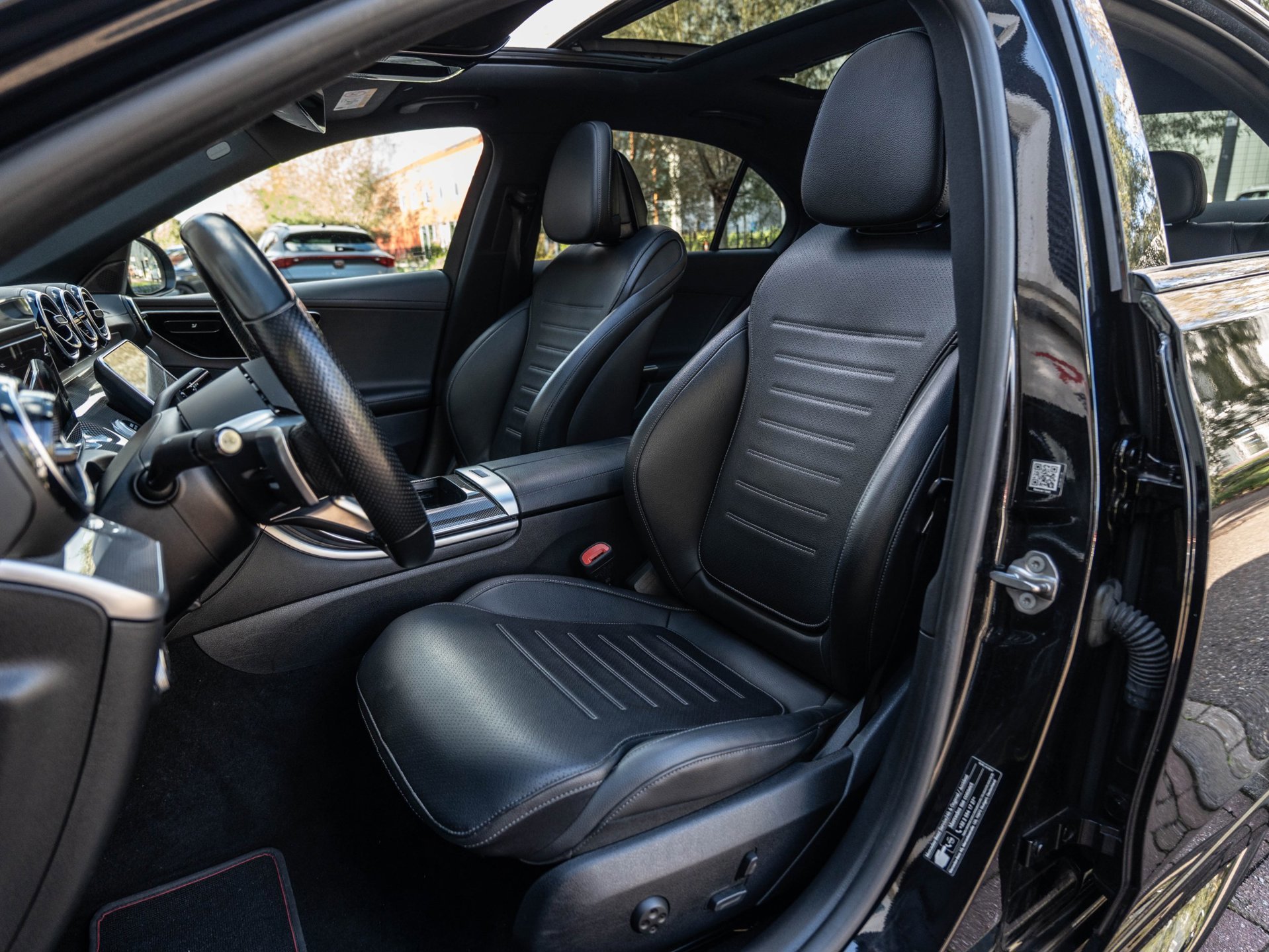 Mercedes-Benz C-klasse 180 AMG (2022), foto 15