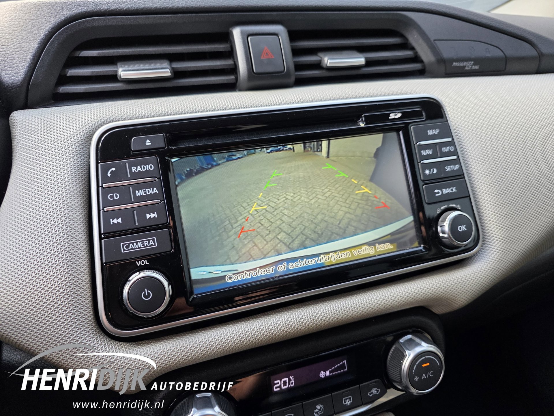 Nissan Micra 0.9 IG-T N-Connecta (2018), foto 26