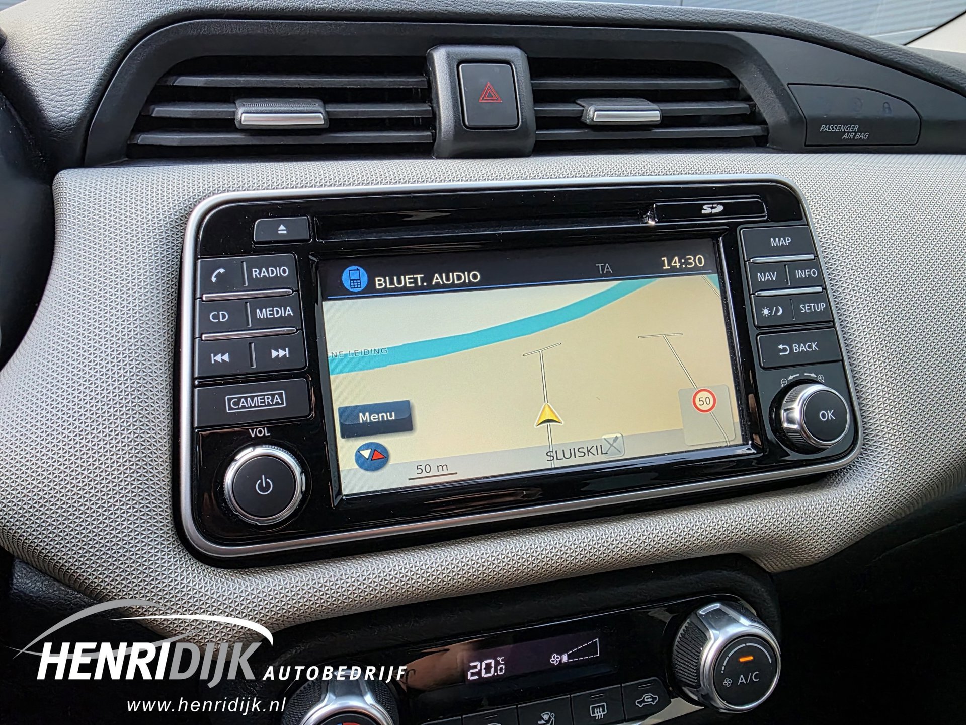 Nissan Micra 0.9 IG-T N-Connecta (2018), foto 28