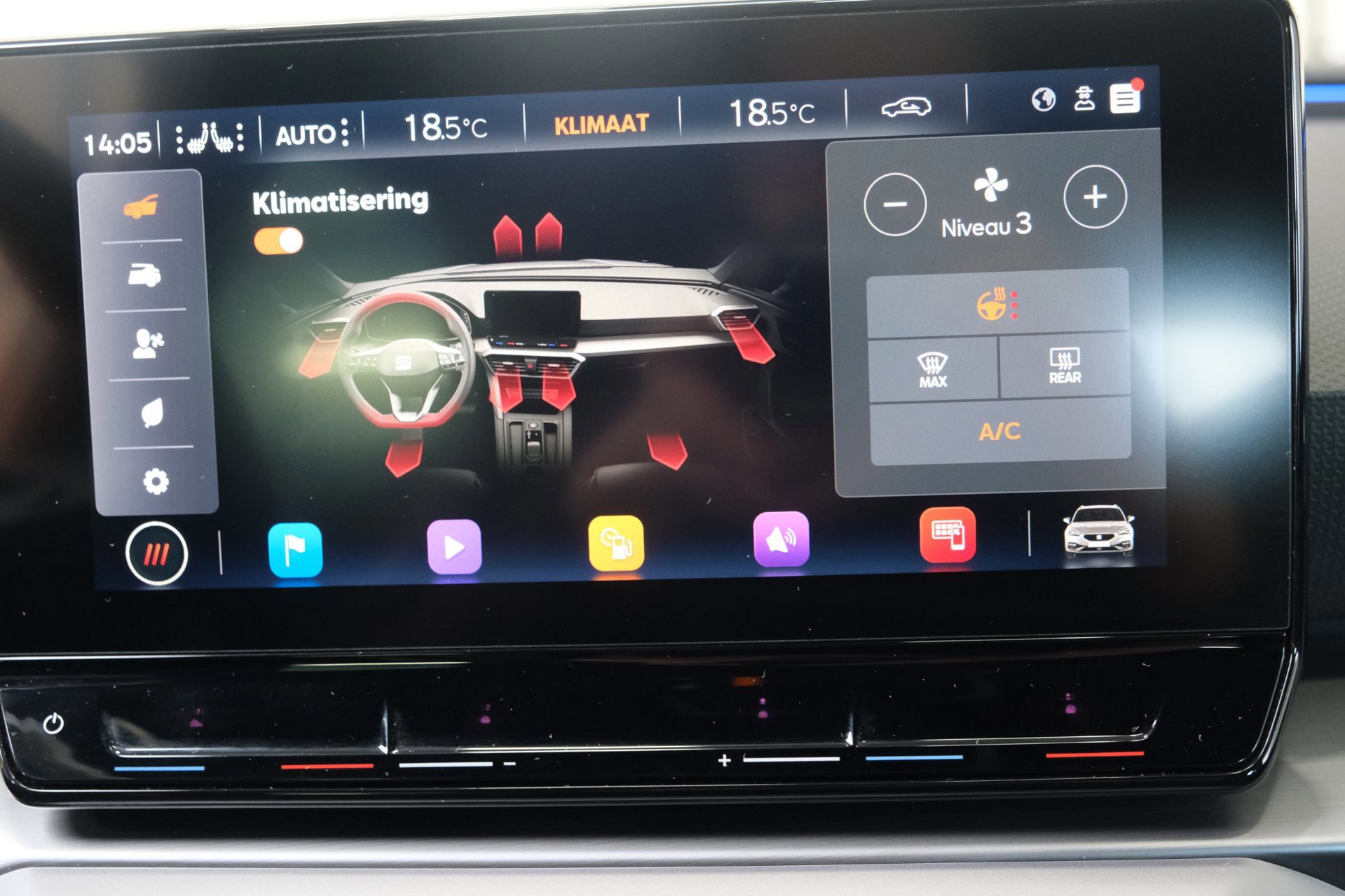 Seat Leon Sportstourer 1.5 eTSI FR Business Intense (2022), foto 22