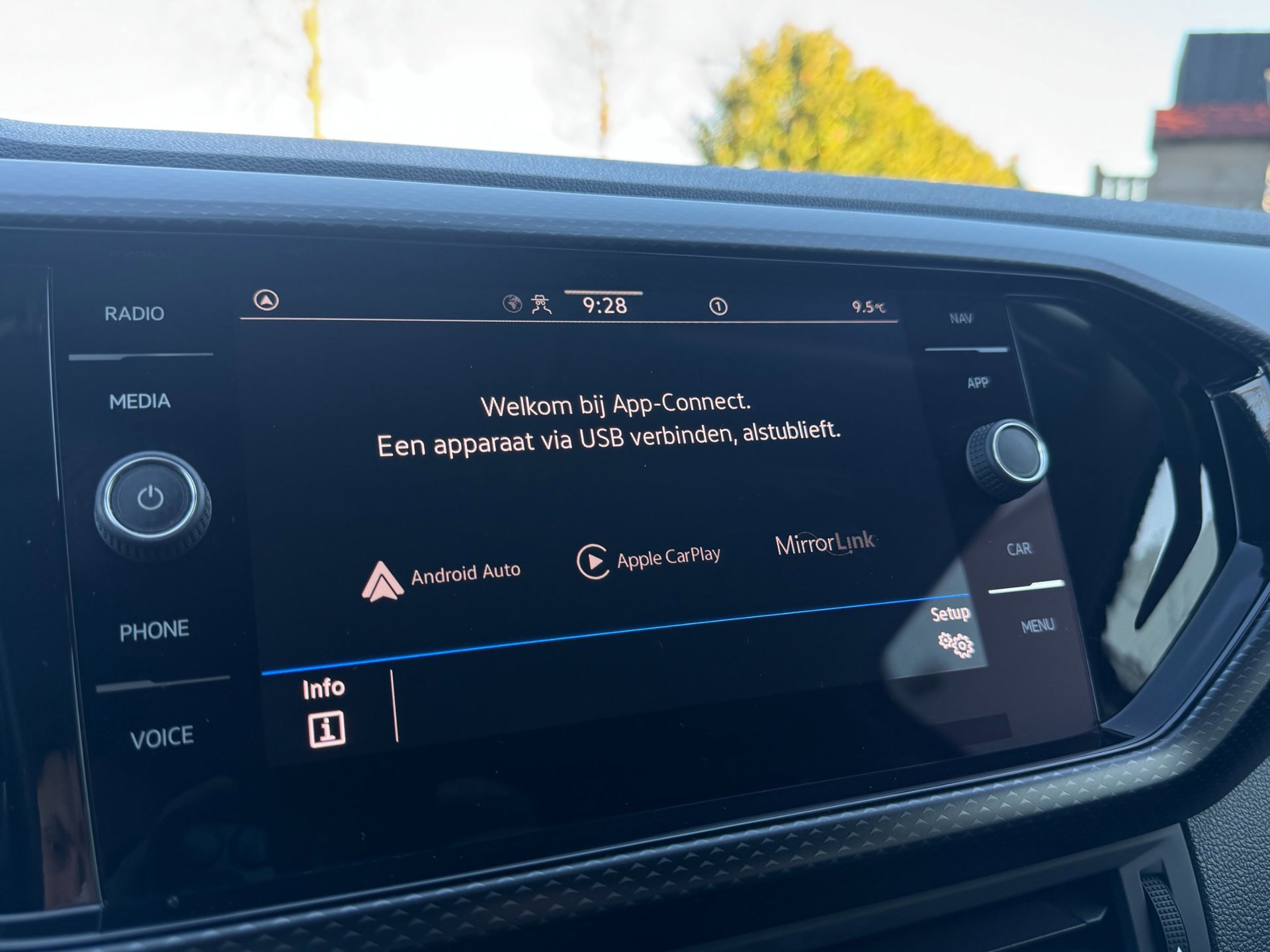 Volkswagen T-Cross 1.0 TSI Life CAMERA (2022), foto 24