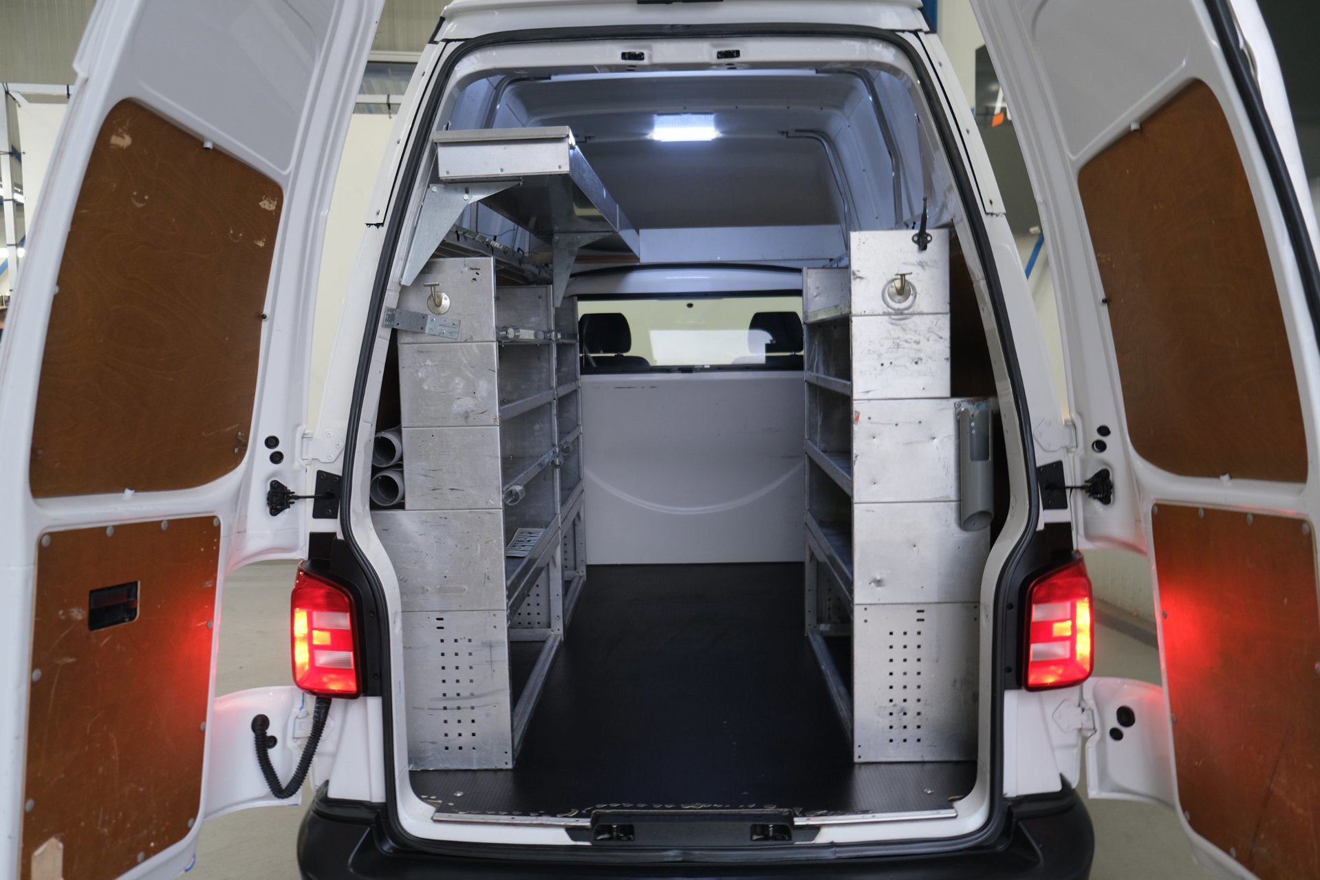 Volkswagen Transporter 2.0 TSI 150PK L2H2 Highline (2019), foto 12