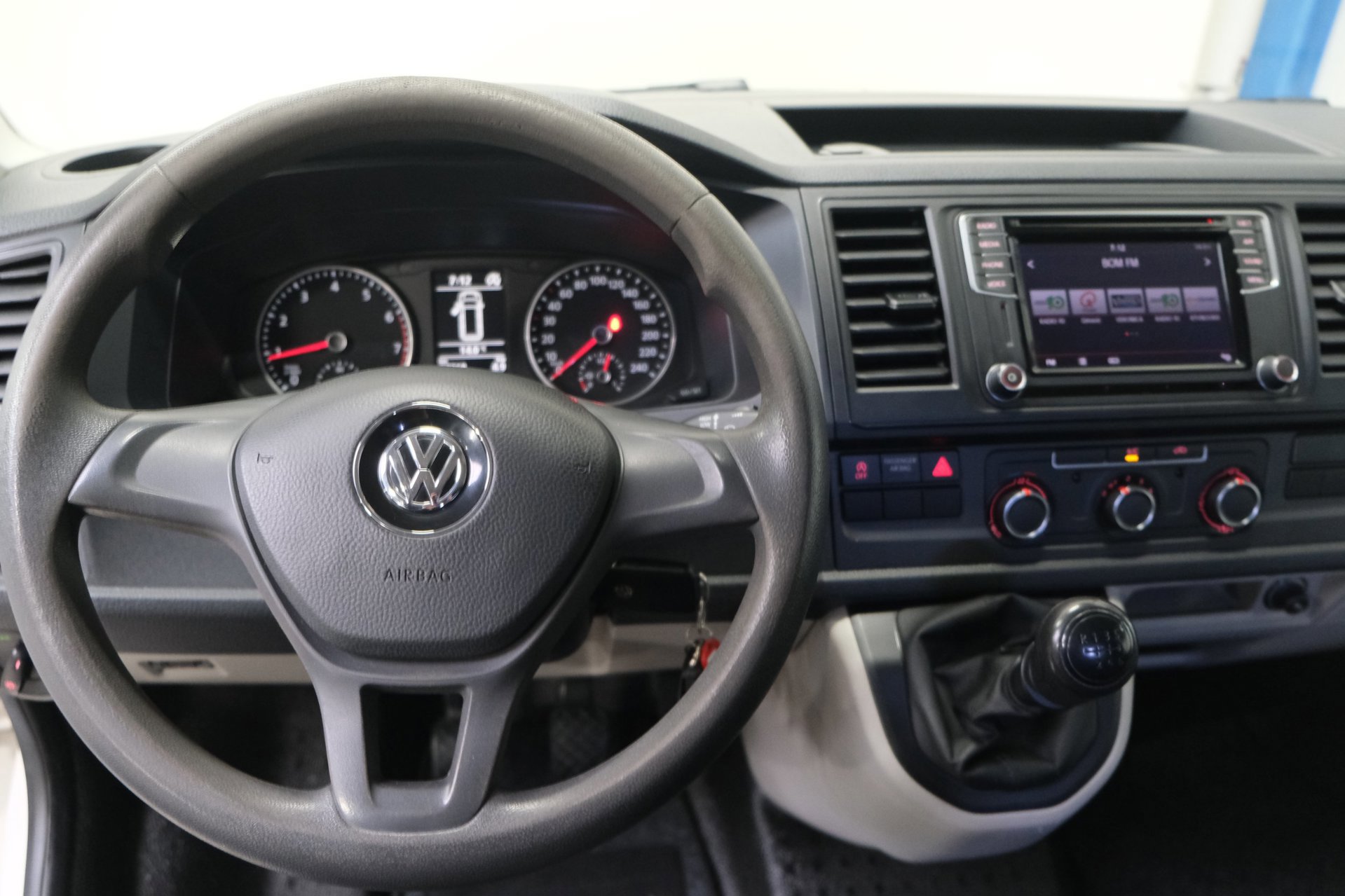Volkswagen Transporter 2.0 TSI 150PK L2H2 Highline (2019), foto 19