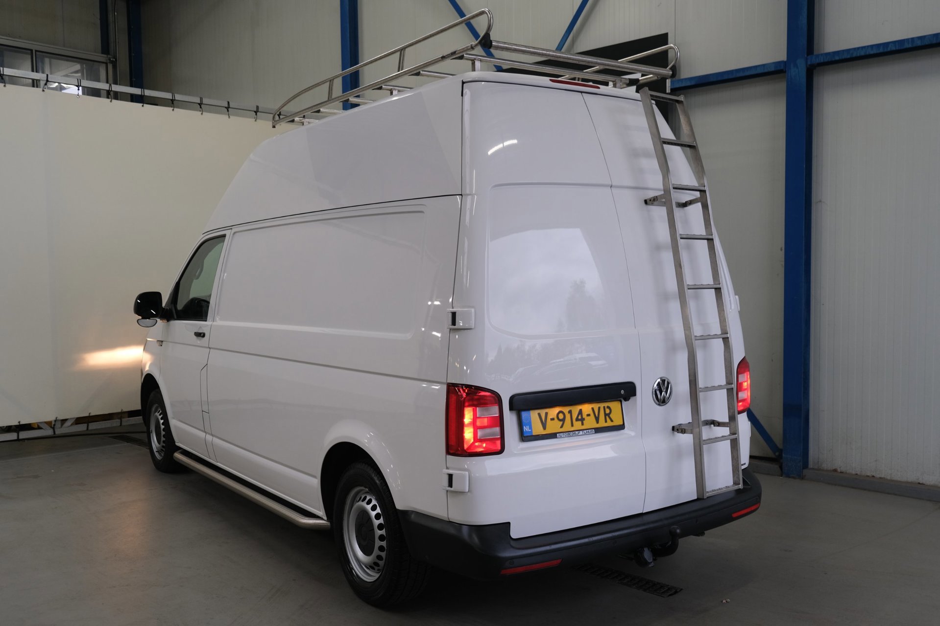 Volkswagen Transporter 2.0 TSI 150PK L2H2 Highline (2019), foto 9