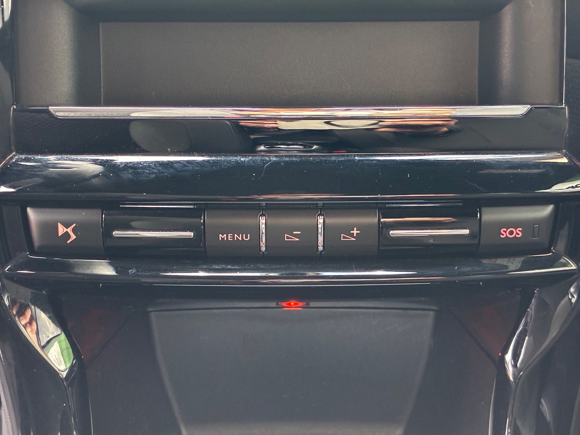 DS 3 1.2 PureTech So Chic (2016), foto 16