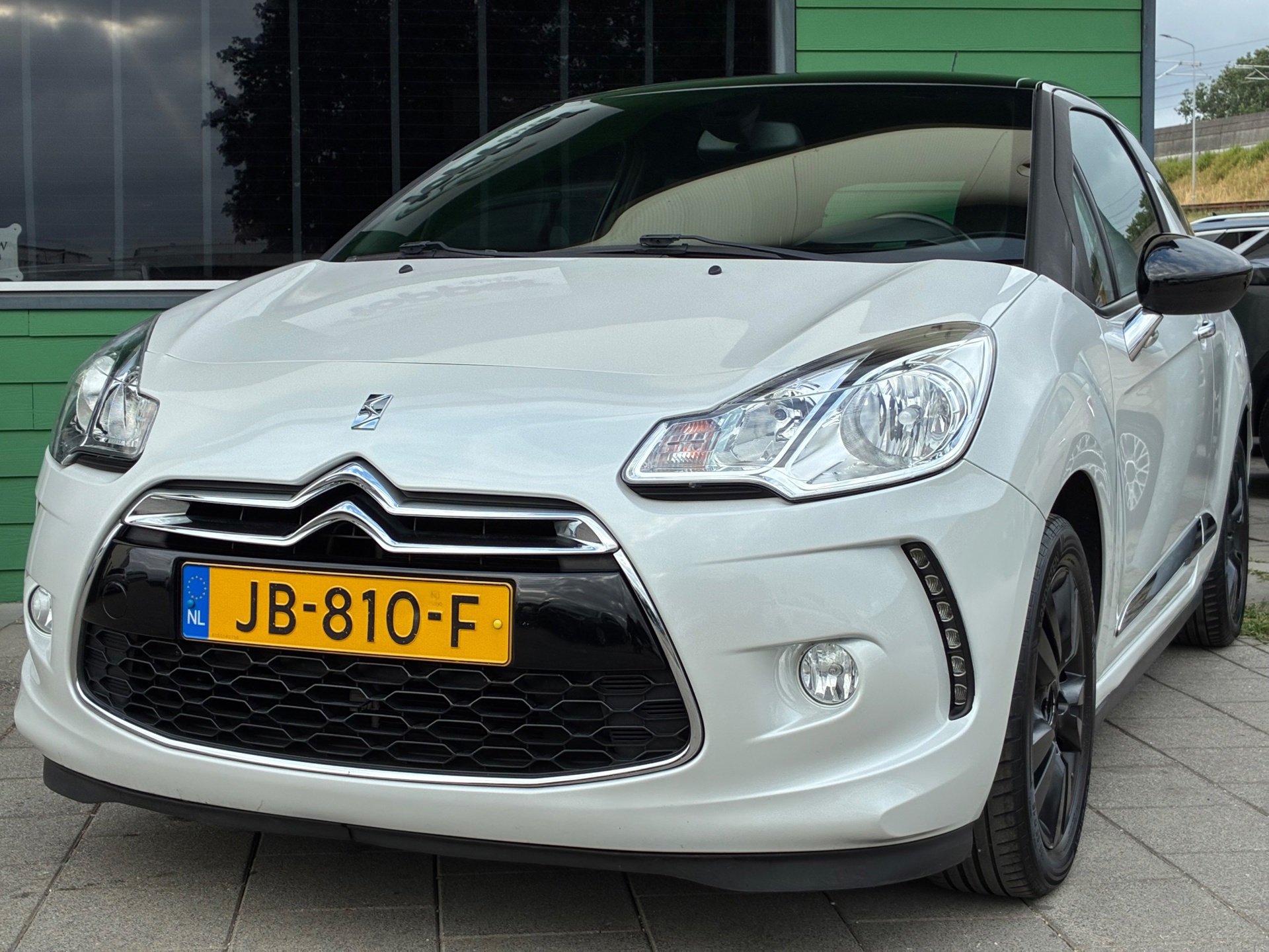 DS 3 1.2 PureTech So Chic (2016), foto 5