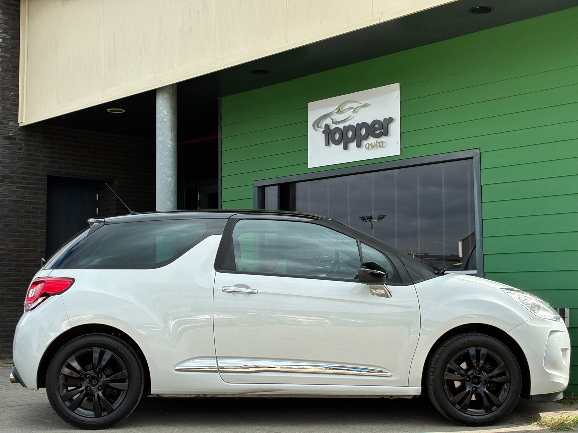 DS 3 1.2 PureTech So Chic (2016), foto 8