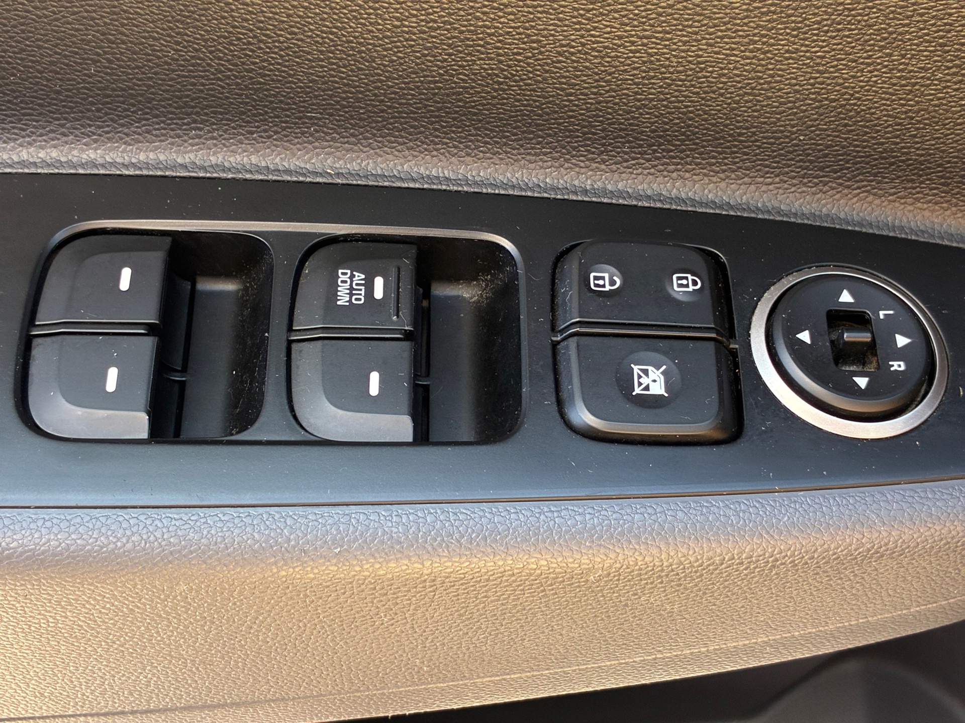 Hyundai I10 1.0i Comfort (2017), foto 18
