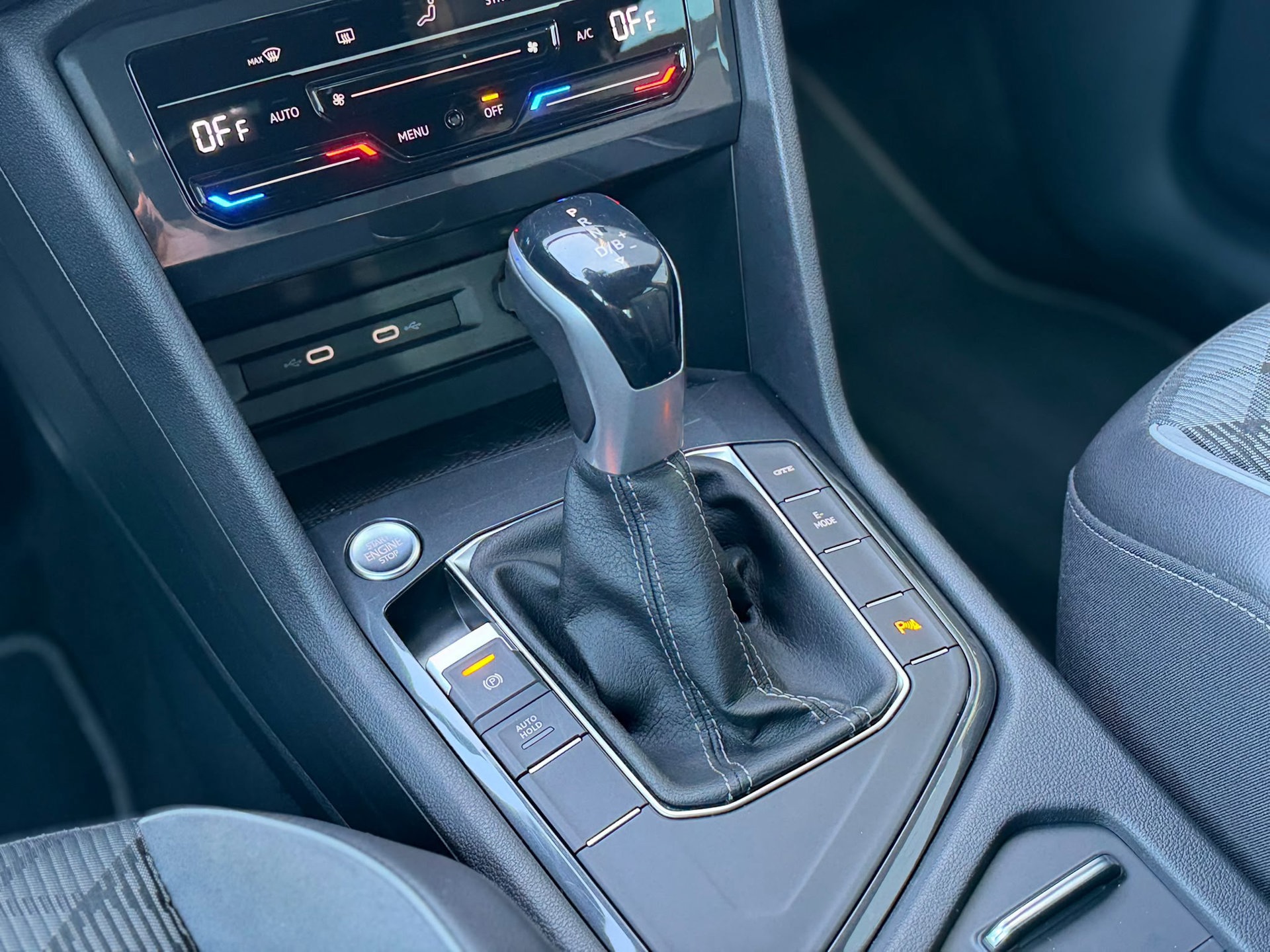 Volkswagen Tiguan 1.4 TSI eHybrid 3x R-LINE (2022), foto 13