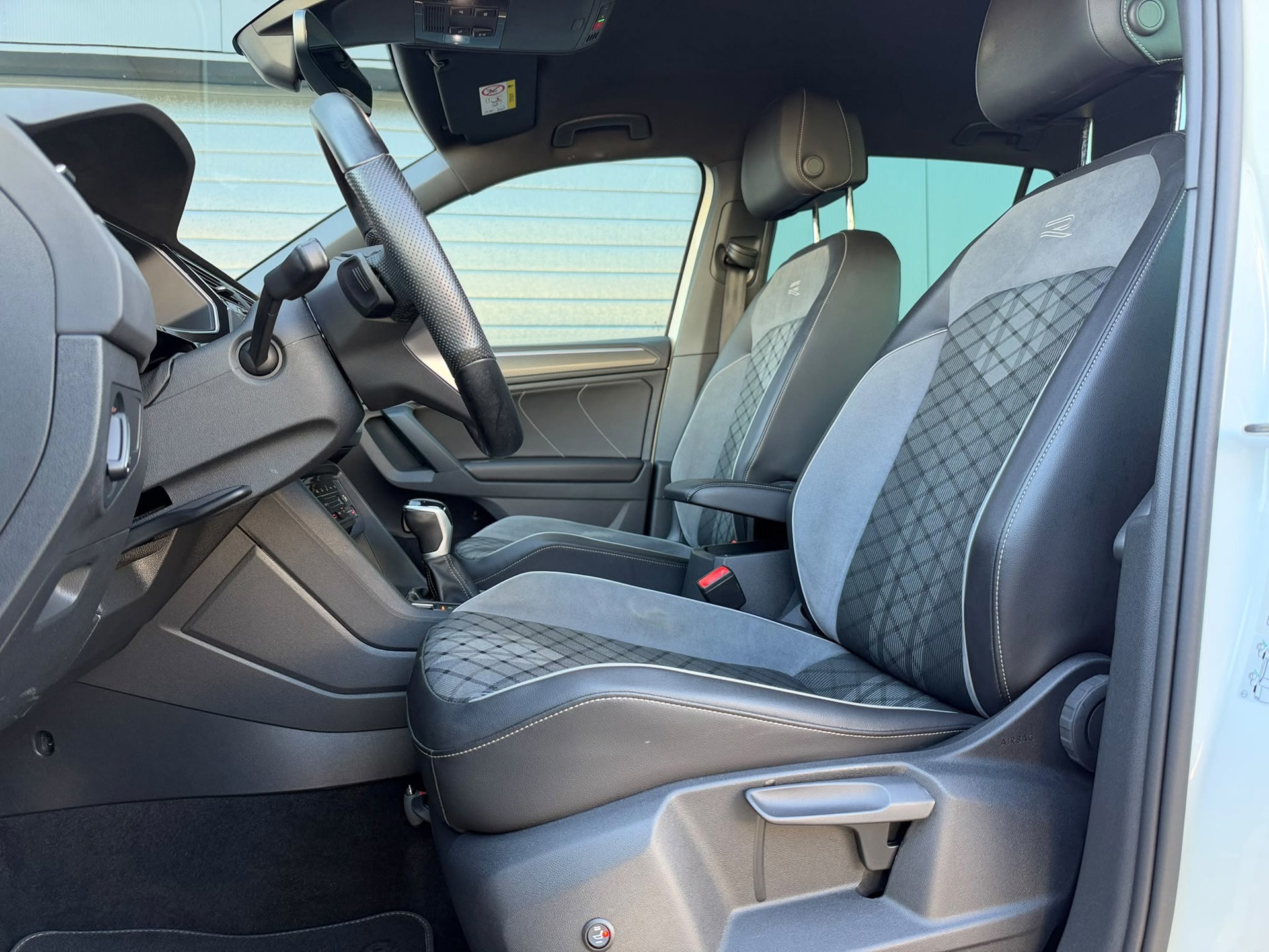 Volkswagen Tiguan 1.4 TSI eHybrid 3x R-LINE (2022), foto 5
