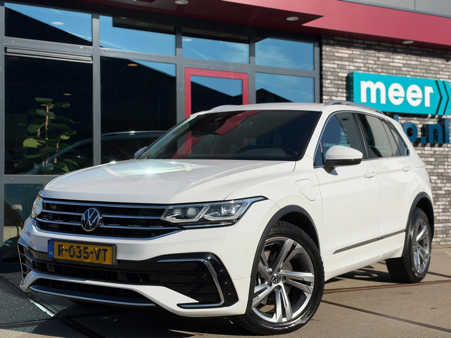 Volkswagen Tiguan 1.4 TSI eHybrid 3x R-LINE (2022), foto 6