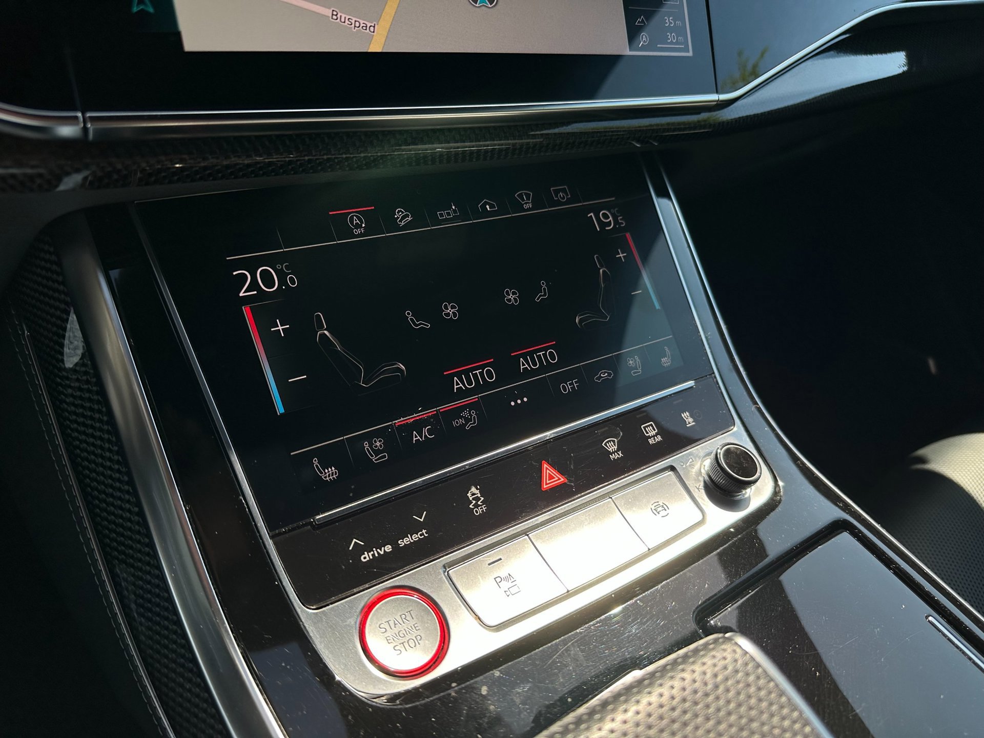 Audi SQ8 4.0 TDI quattro (2020), foto 30