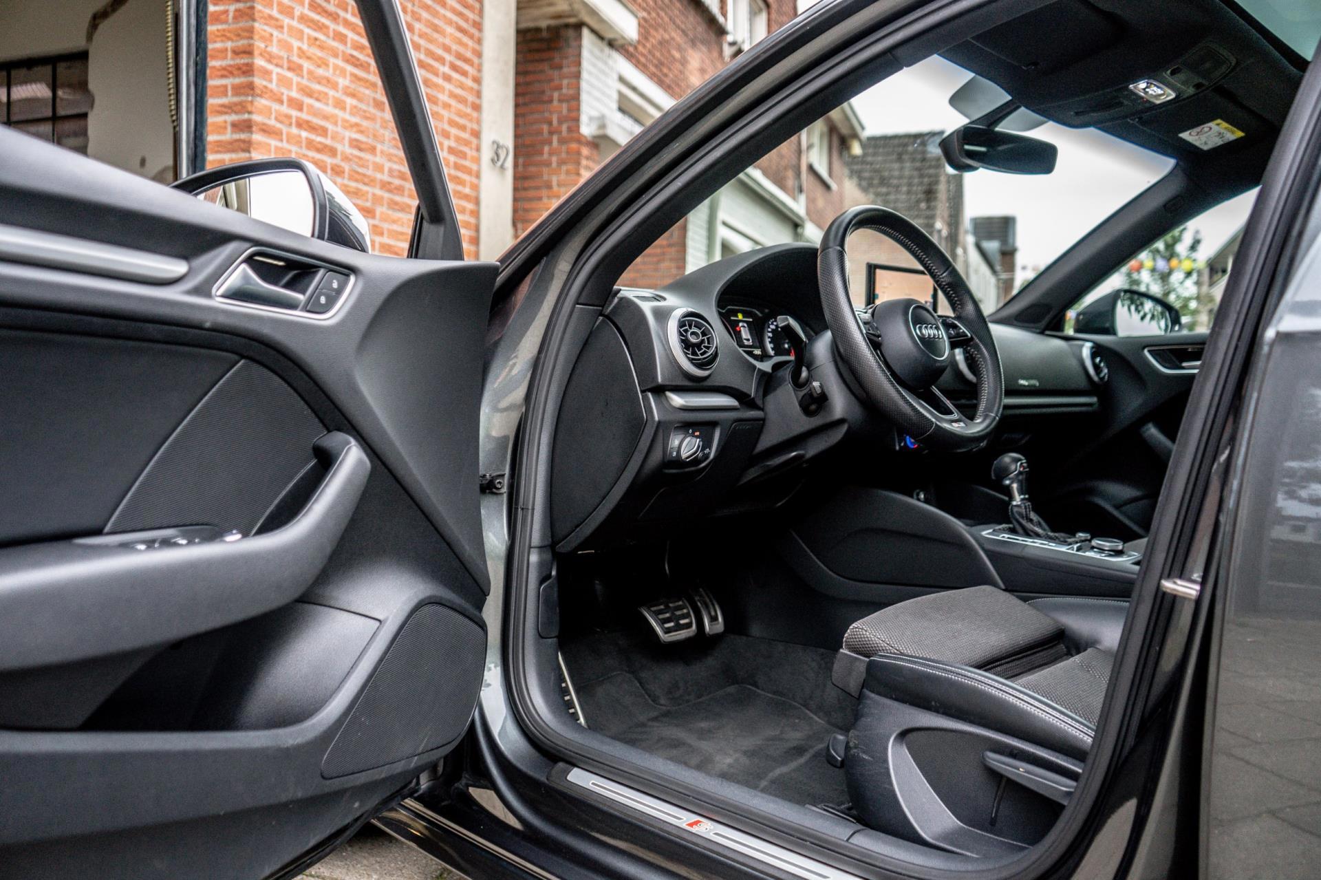Audi A3 Sportback 1.4 TFSI CoD Sport S Line Edition (2017), foto 15