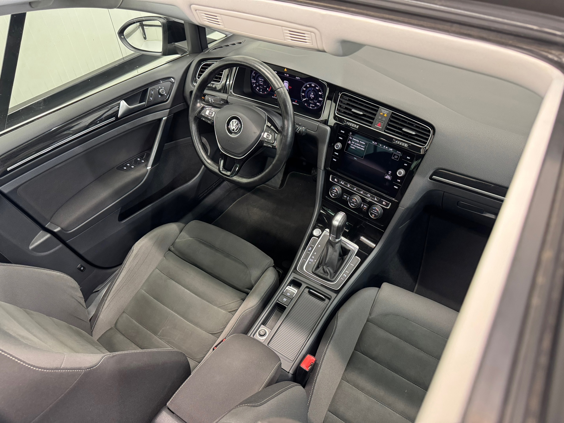 Volkswagen Golf Variant 1.4 TSI Highline (2017), foto 32