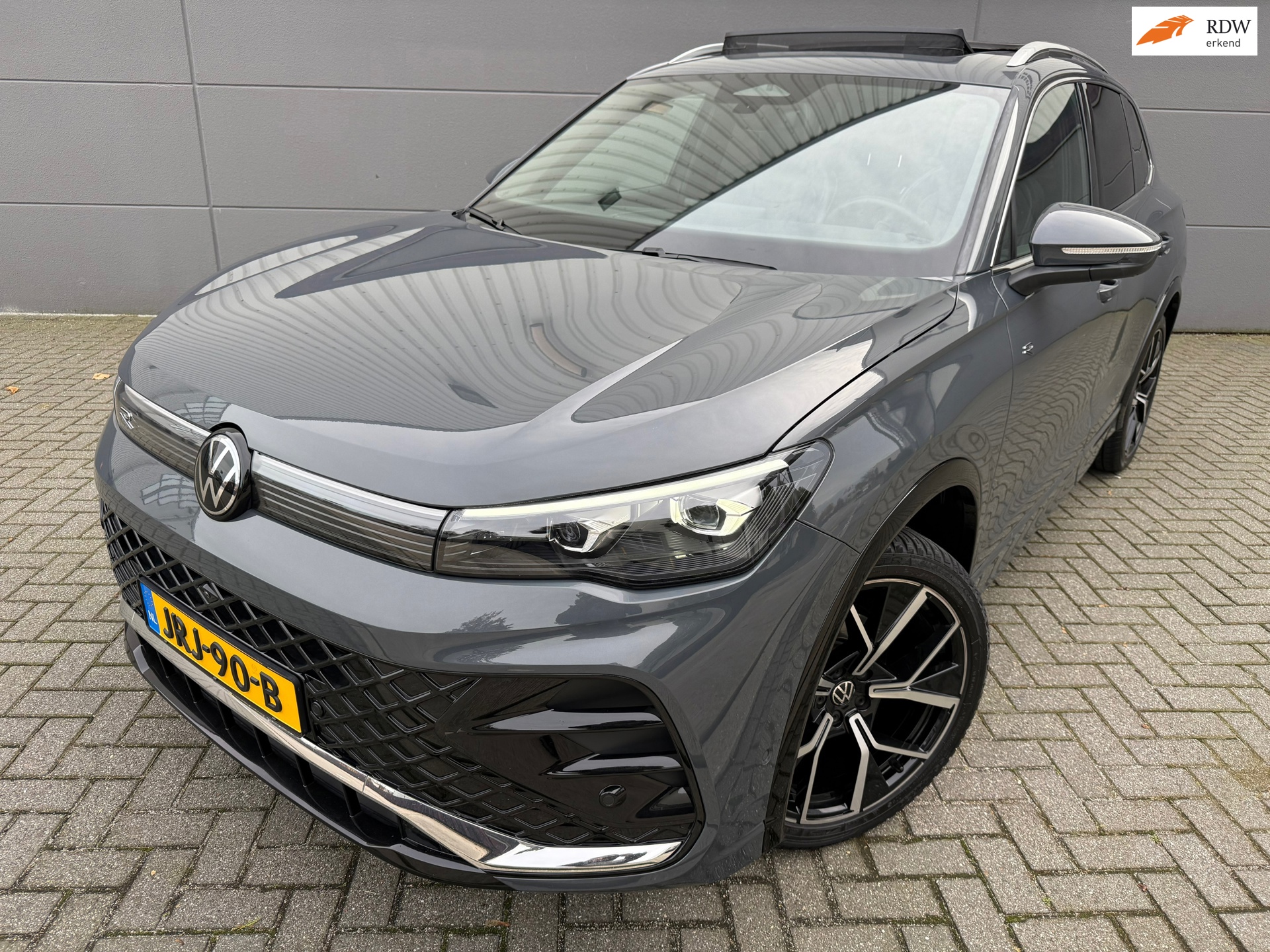 Volkswagen Tiguan 1.5 eTSI R-Line Business150PK (2025), foto 1