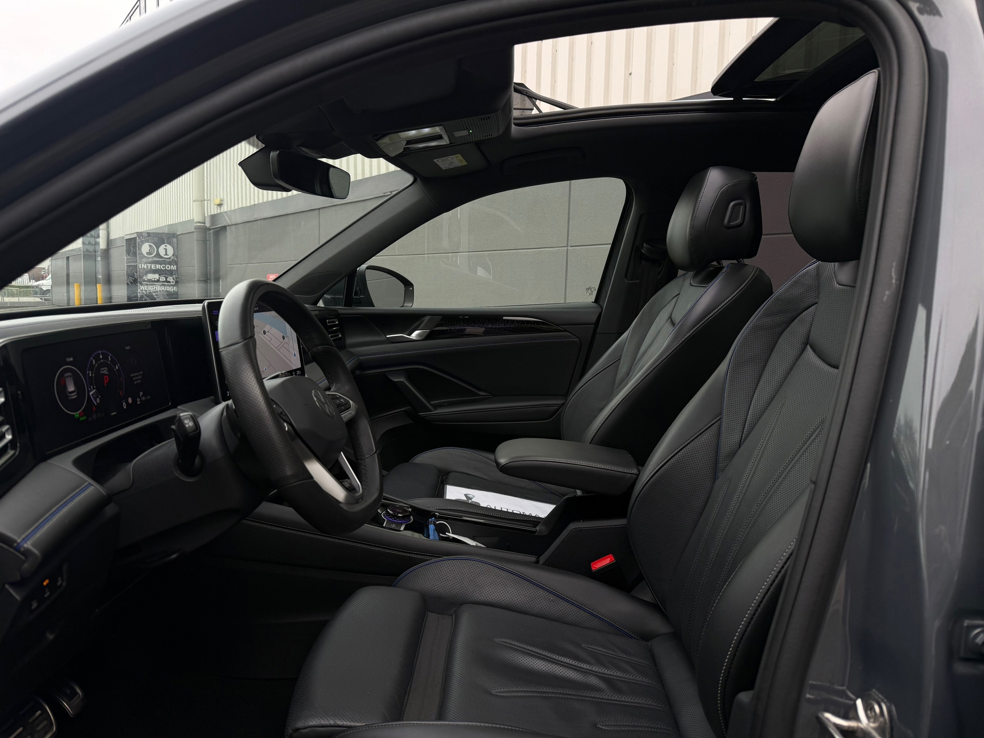 Volkswagen Tiguan 1.5 eTSI R-Line Business150PK (2025), foto 14