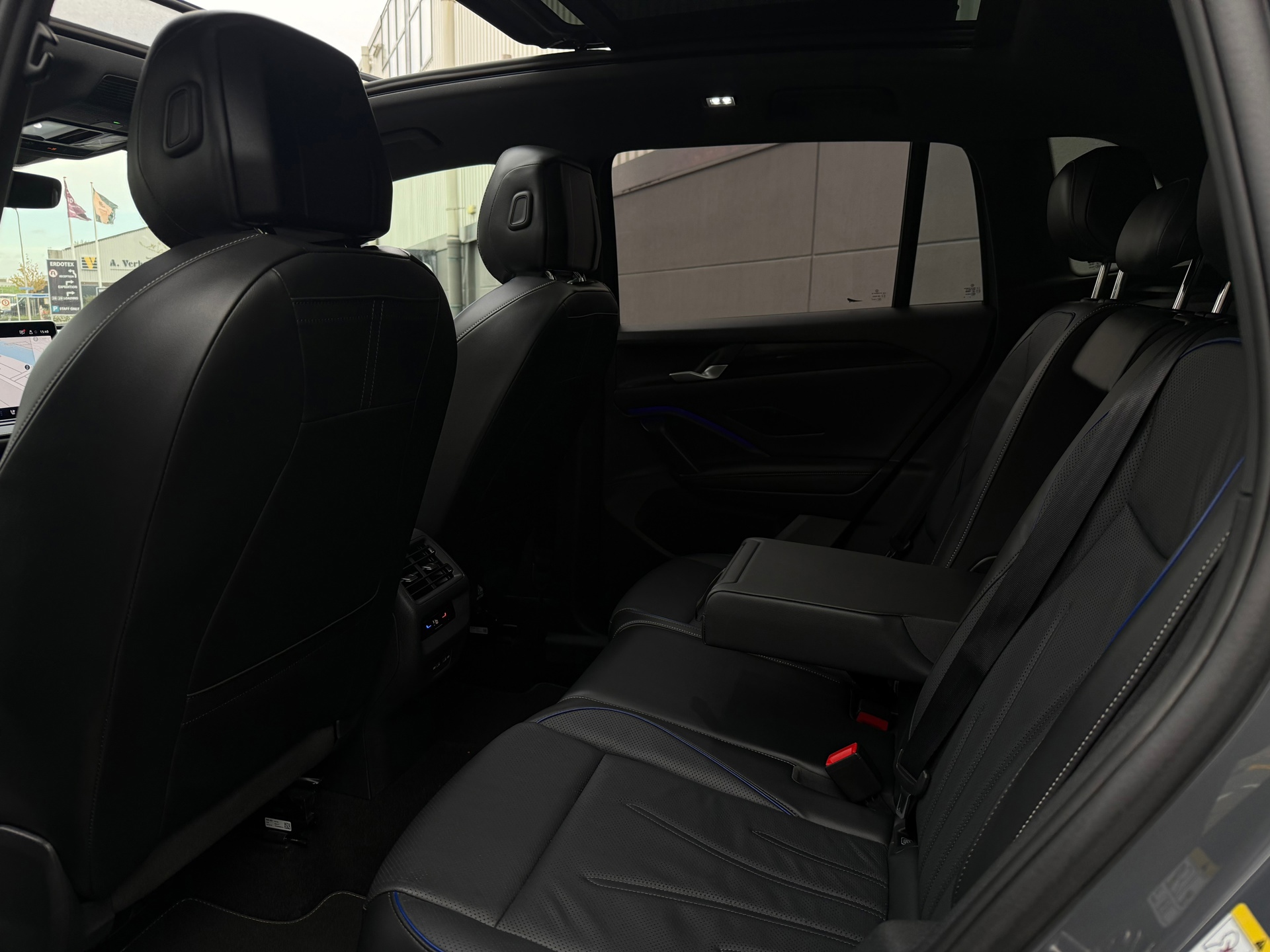 Volkswagen Tiguan 1.5 eTSI R-Line Business150PK (2025), foto 15