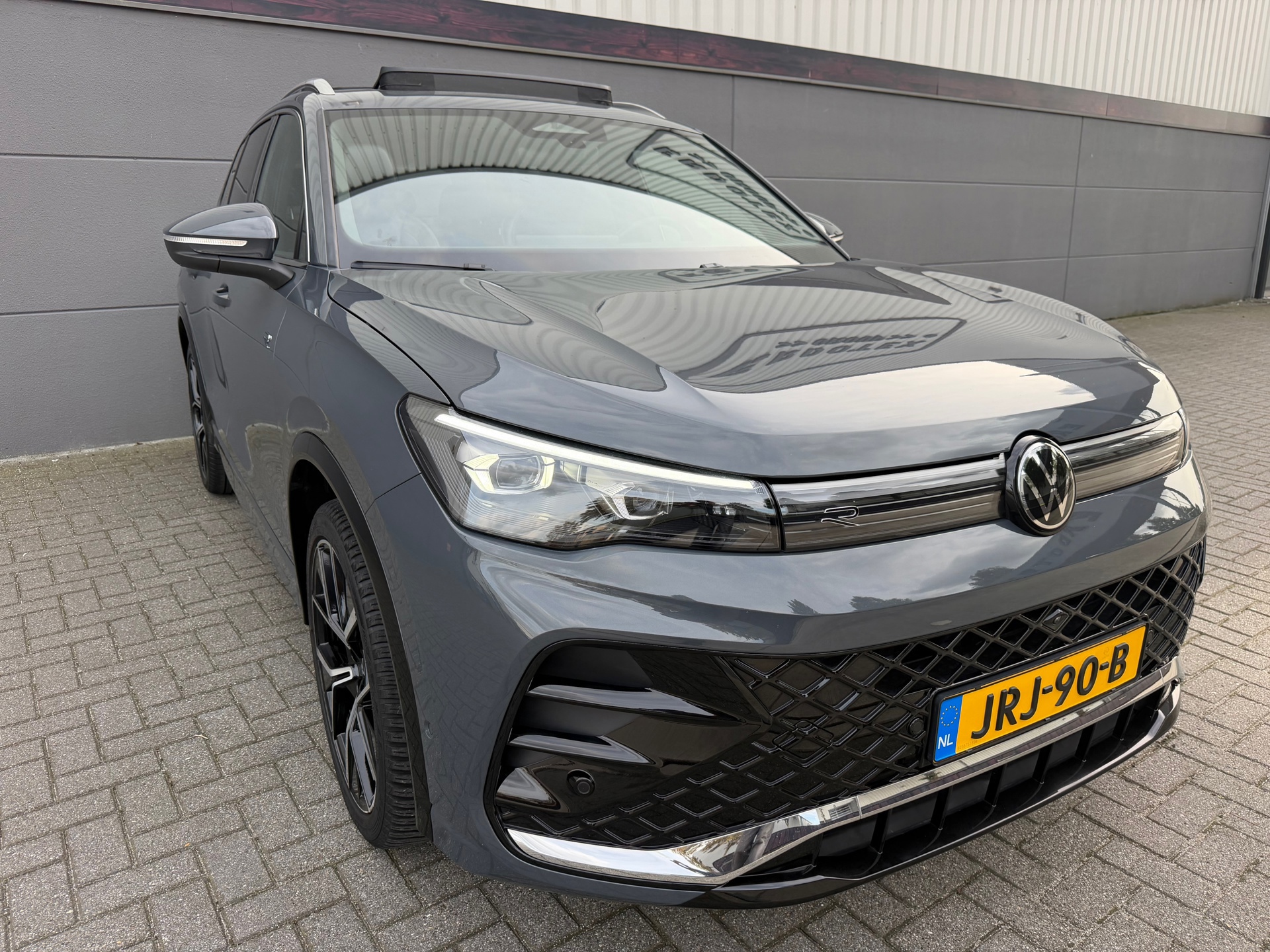 Volkswagen Tiguan 1.5 eTSI R-Line Business150PK (2025), foto 3