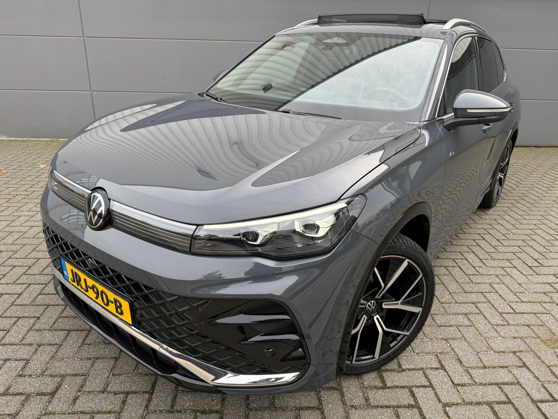 Volkswagen Tiguan 1.5 eTSI R-Line Business150PK (2025), foto 34
