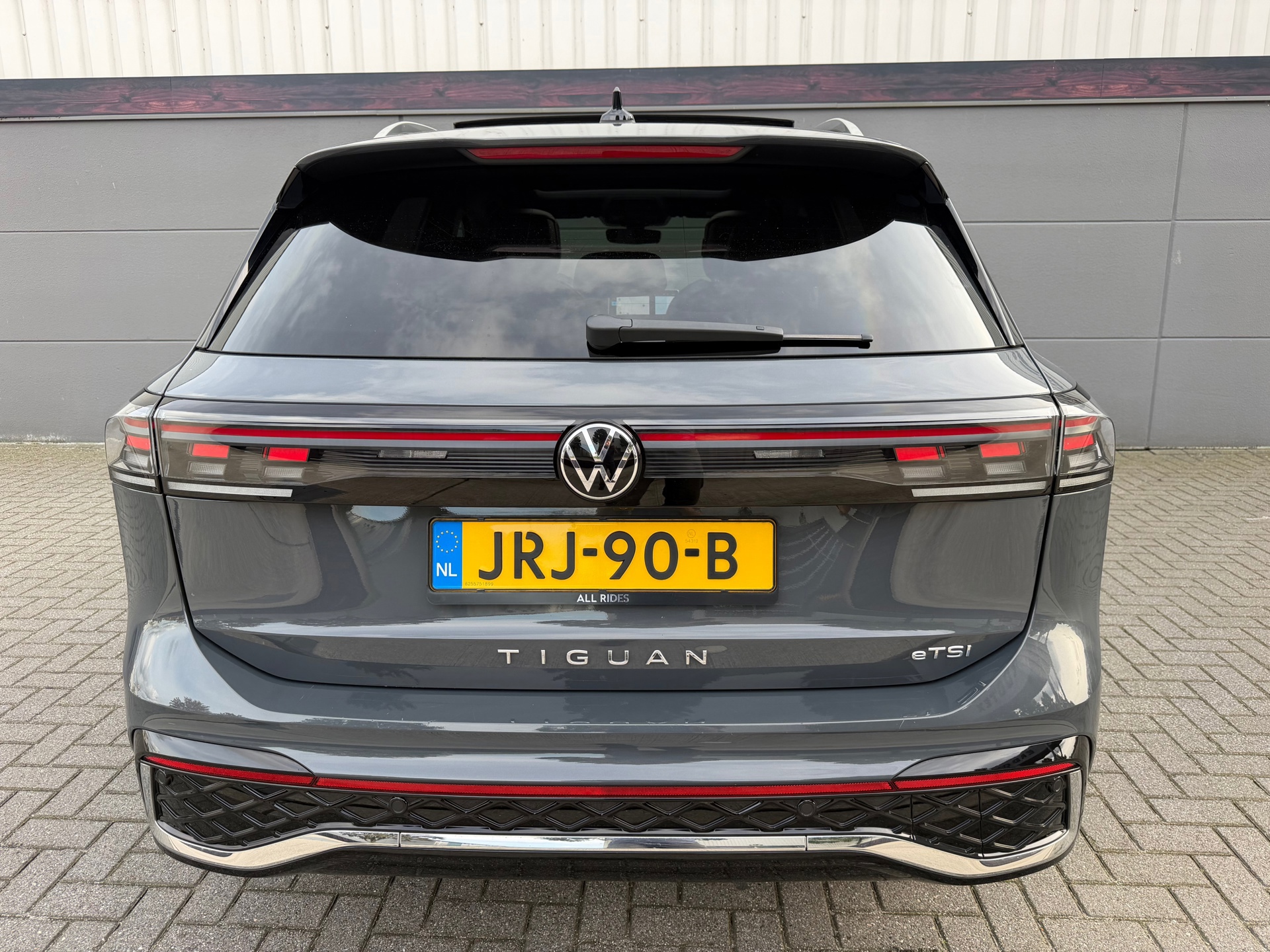 Volkswagen Tiguan 1.5 eTSI R-Line Business150PK (2025), foto 6