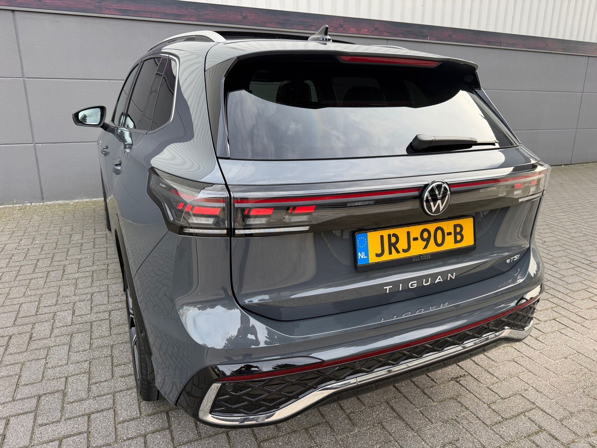 Volkswagen Tiguan 1.5 eTSI R-Line Business150PK (2025), foto 7