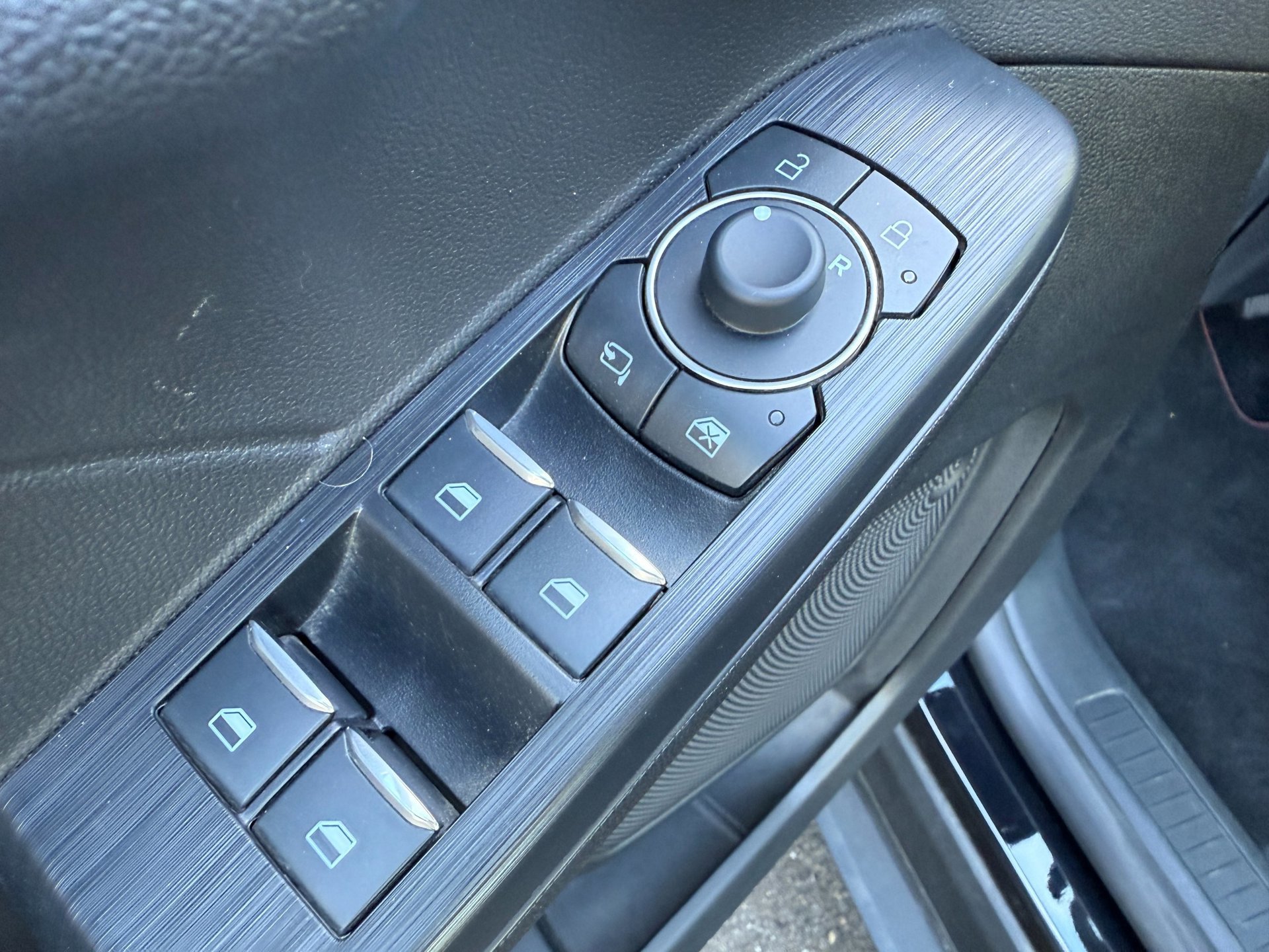 Ford Kuga 2.5 225pk PHEV ST-Line (2023), foto 12